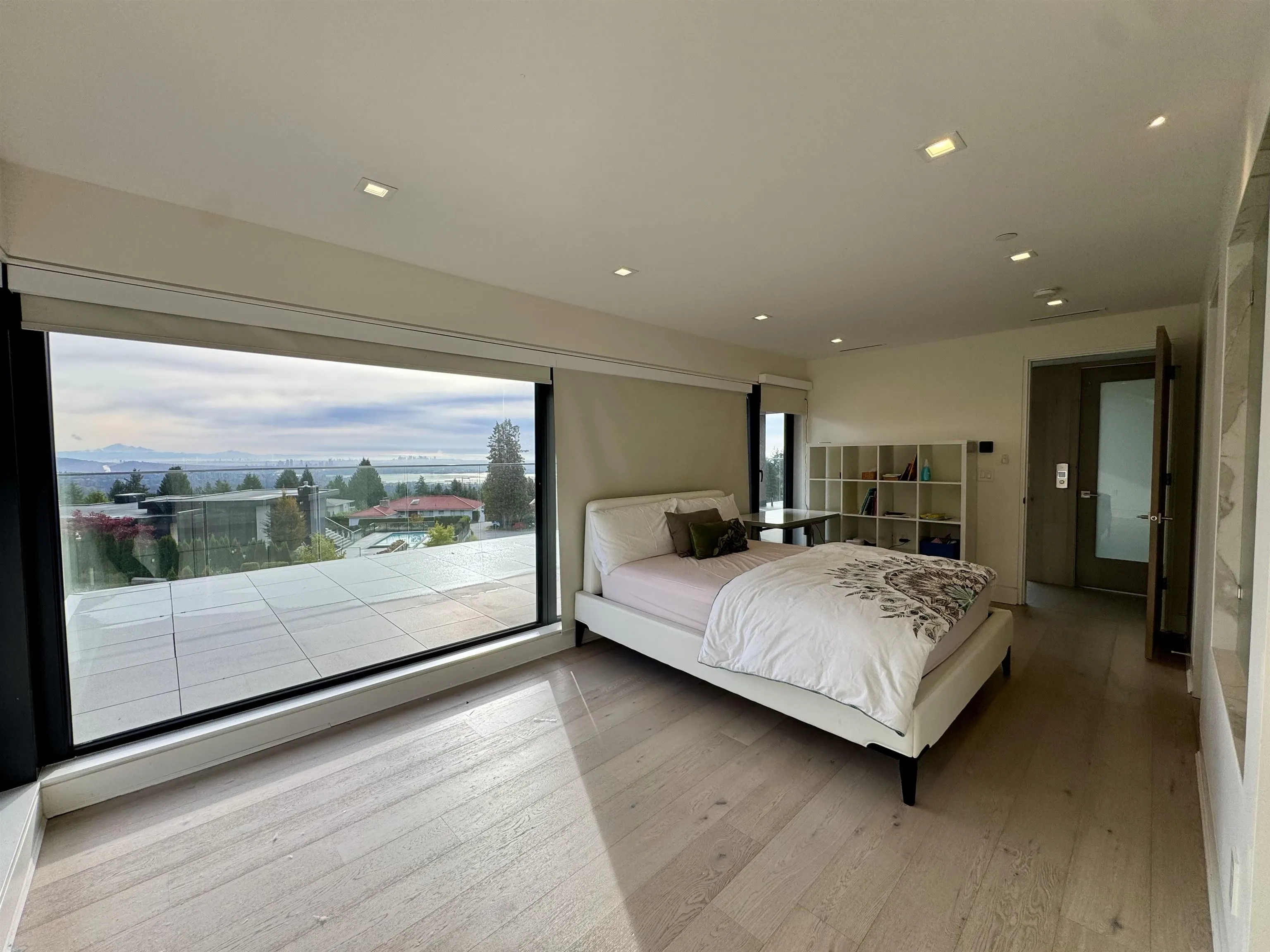 1035 Greenwood Place