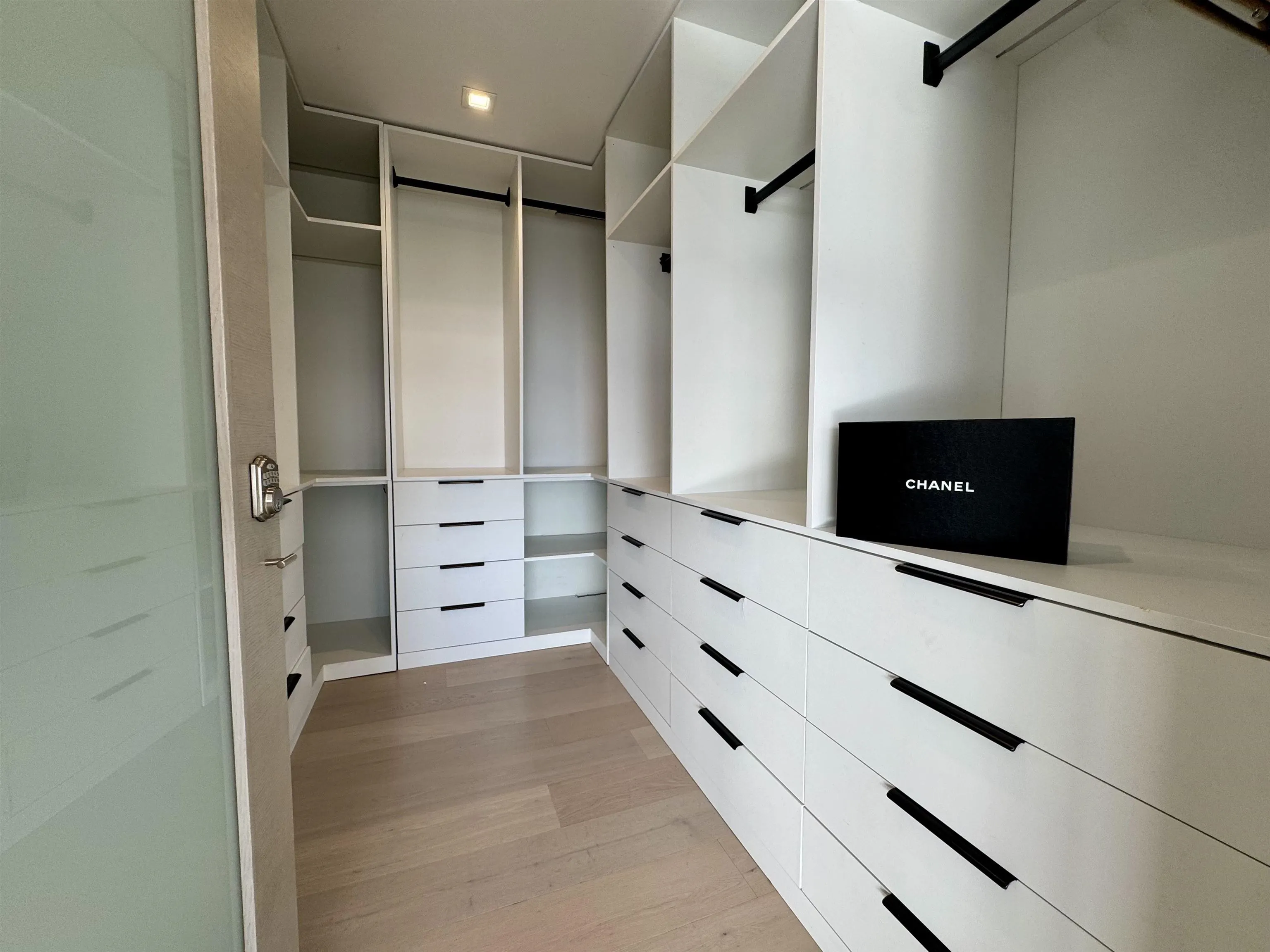 1035 Greenwood Place