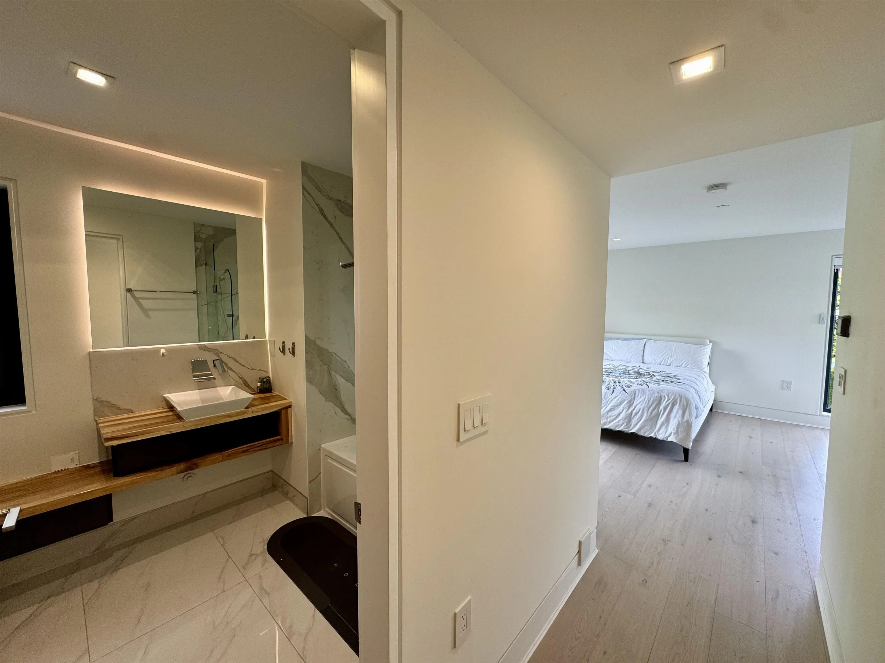 1035 Greenwood Place