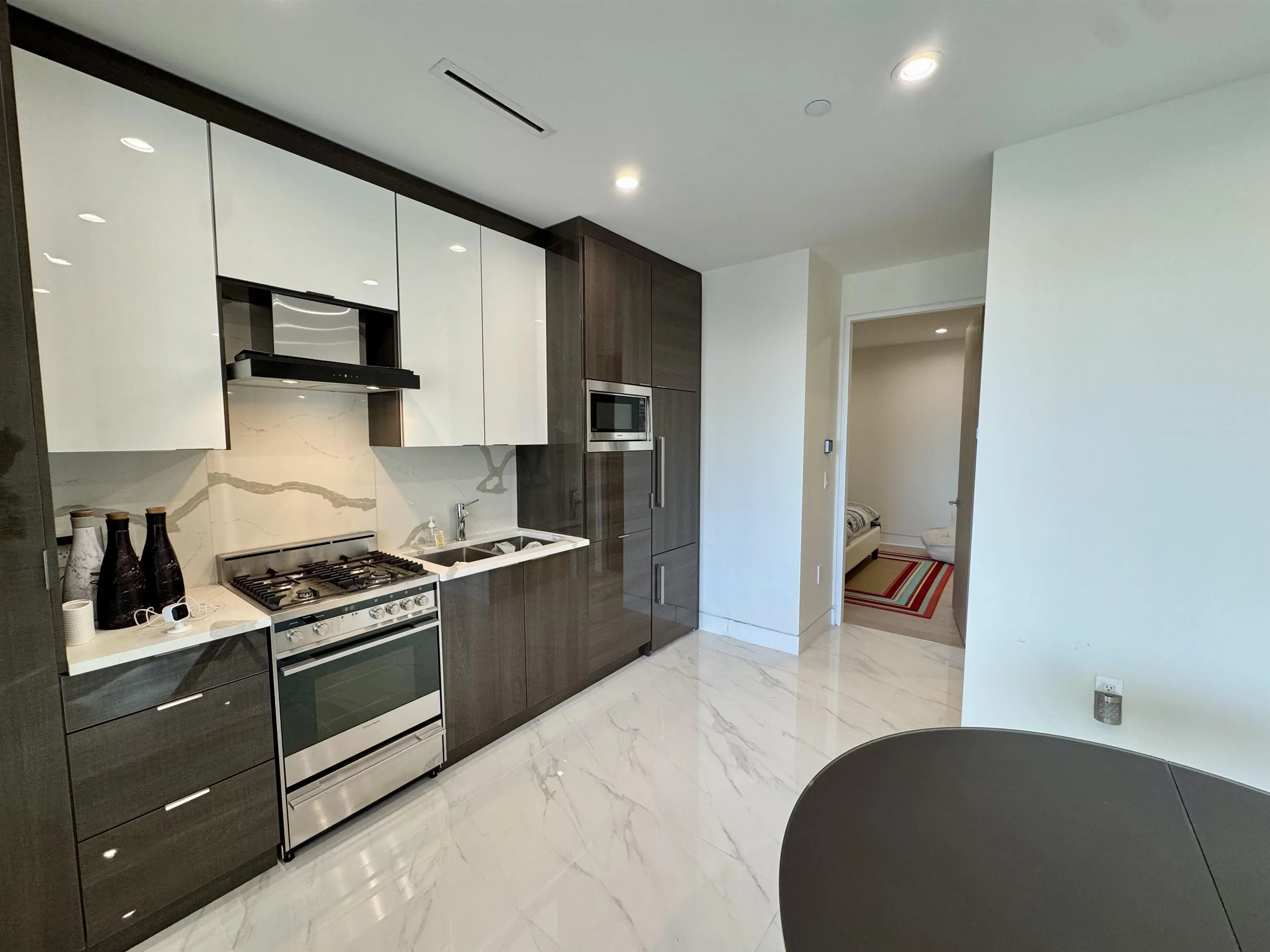 1035 Greenwood Place