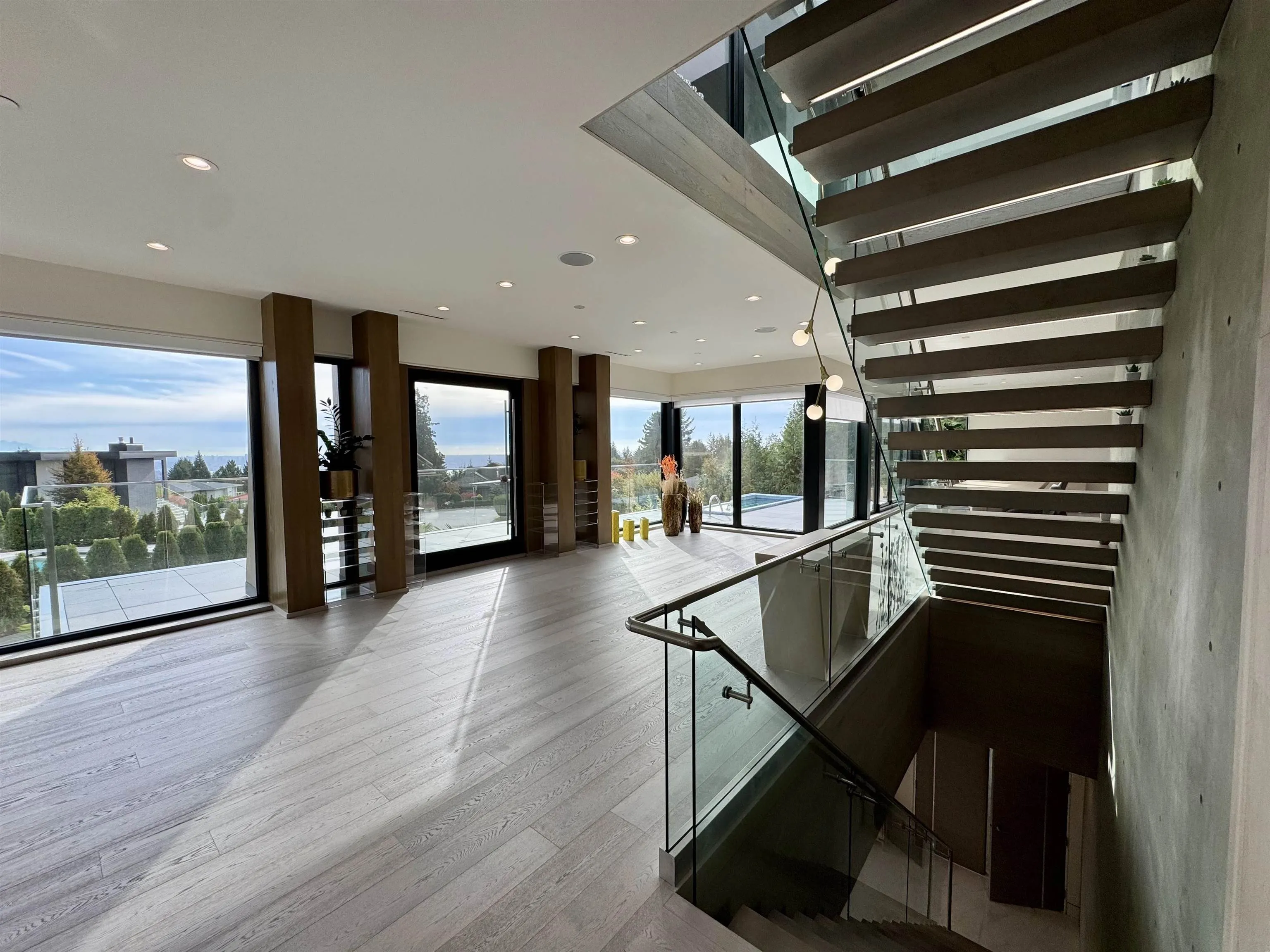 1035 Greenwood Place