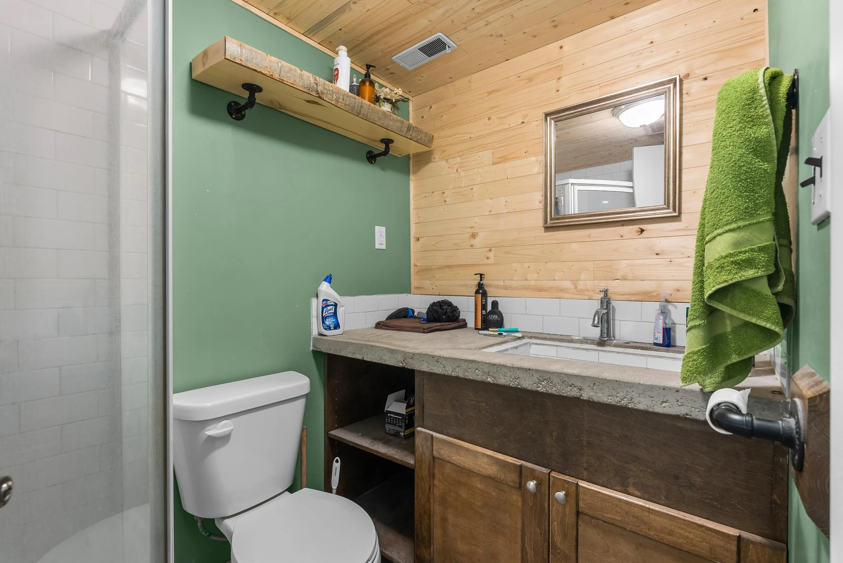 335 Nechiefman Street