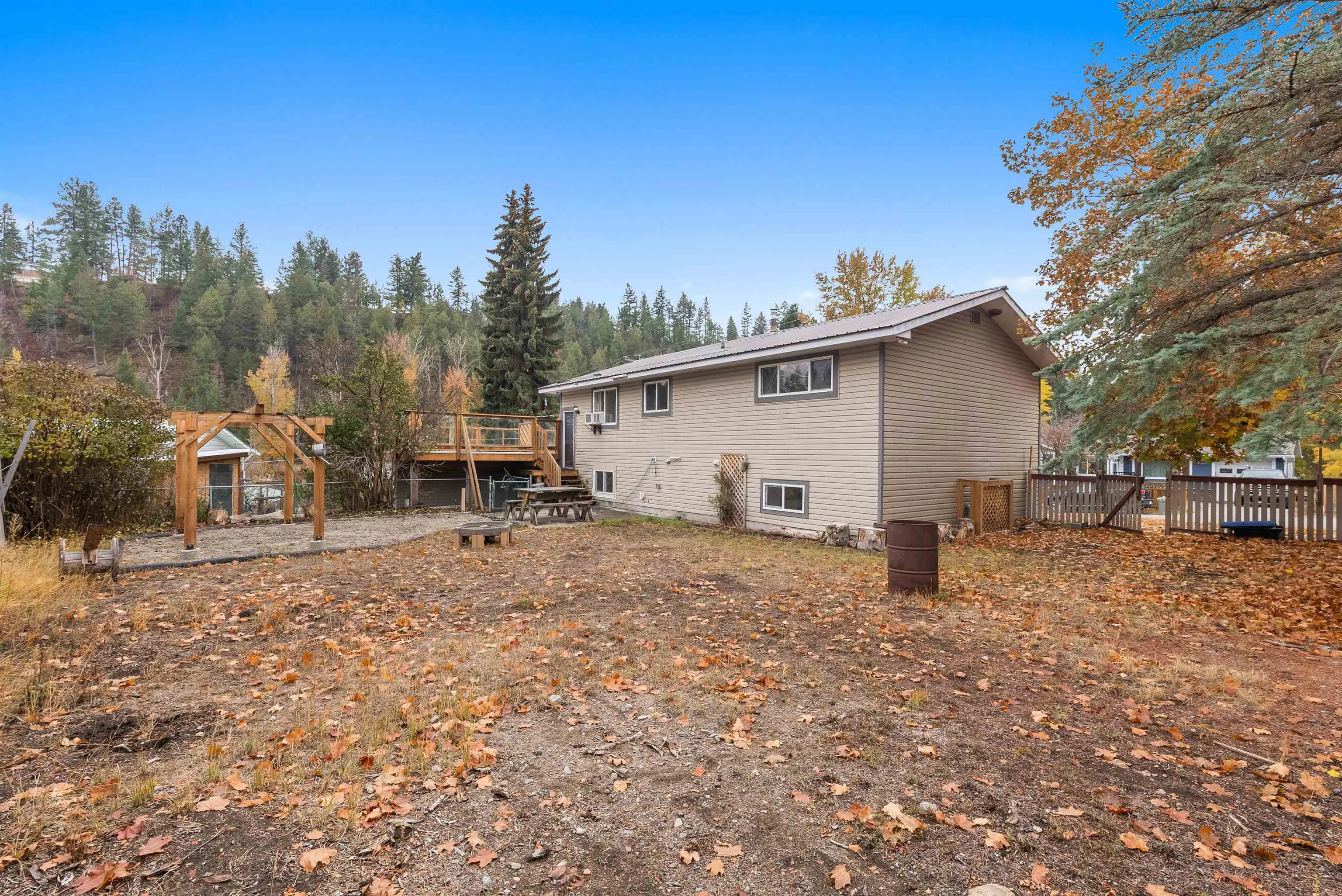 335 Nechiefman Street