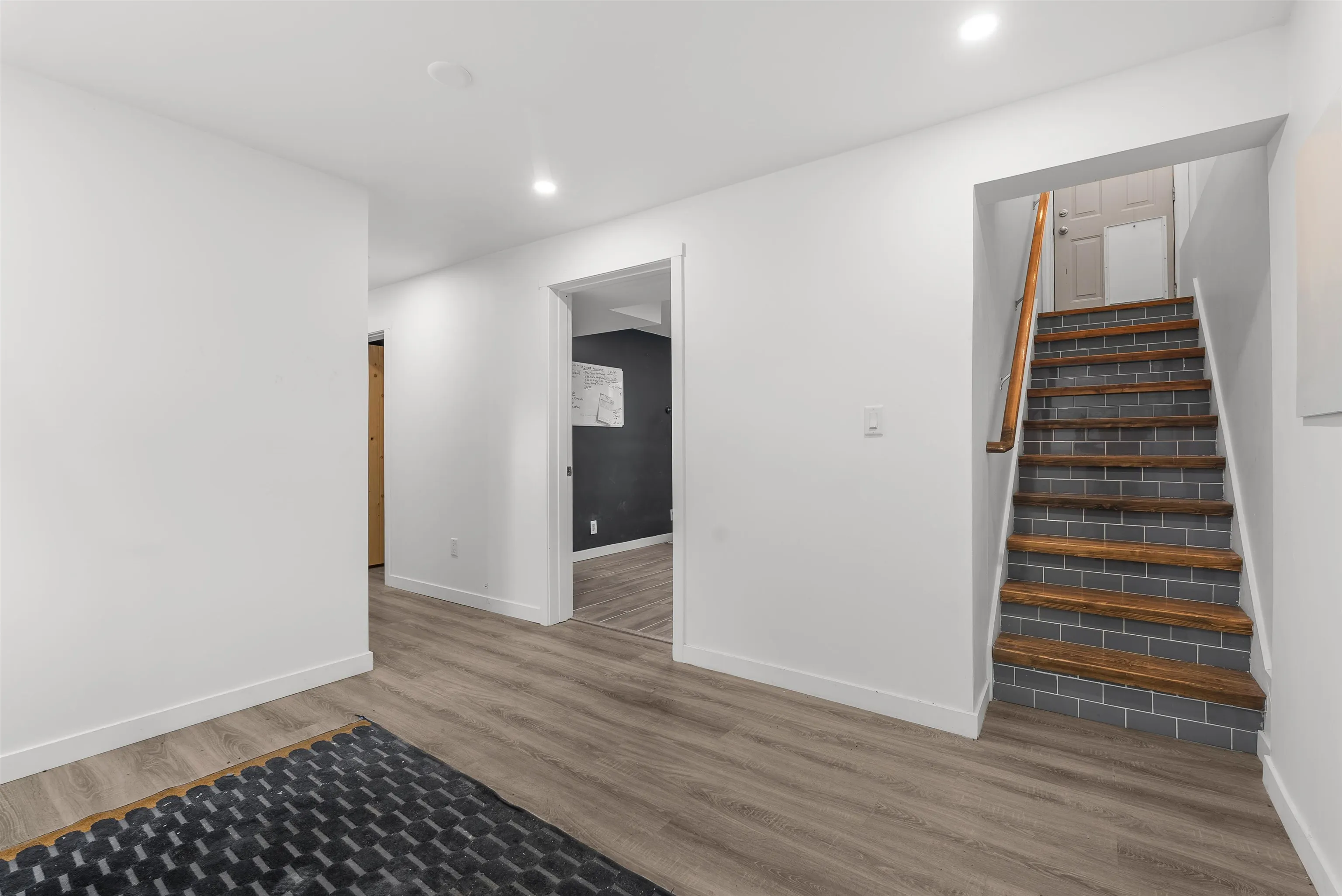 335 Nechiefman Street