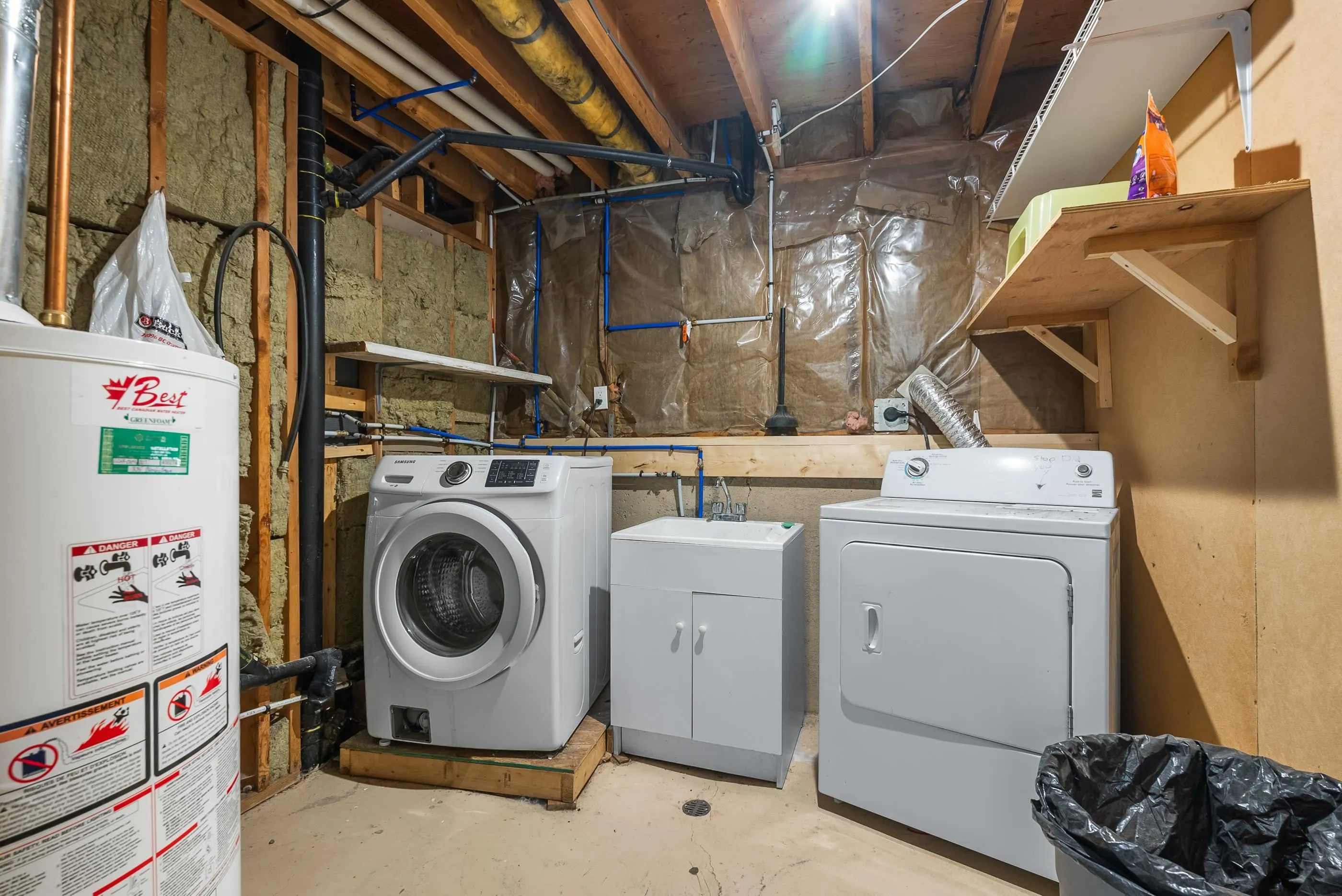 335 Nechiefman Street