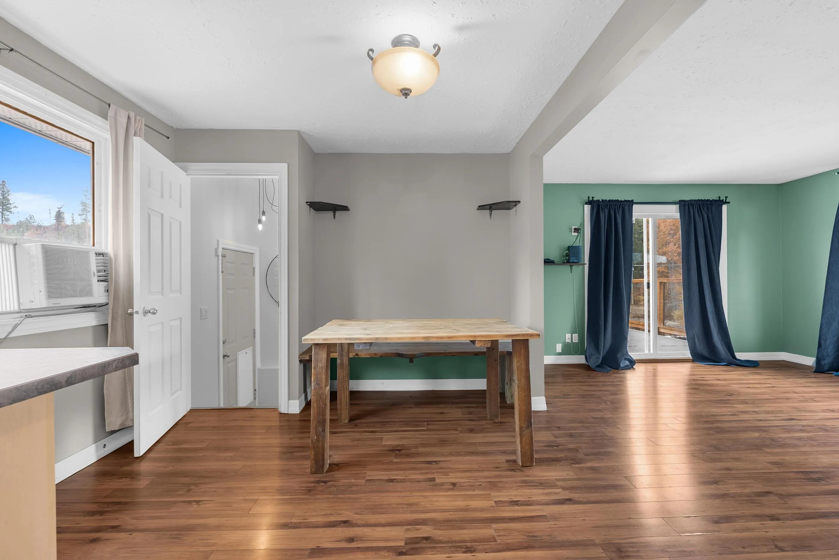 335 Nechiefman Street