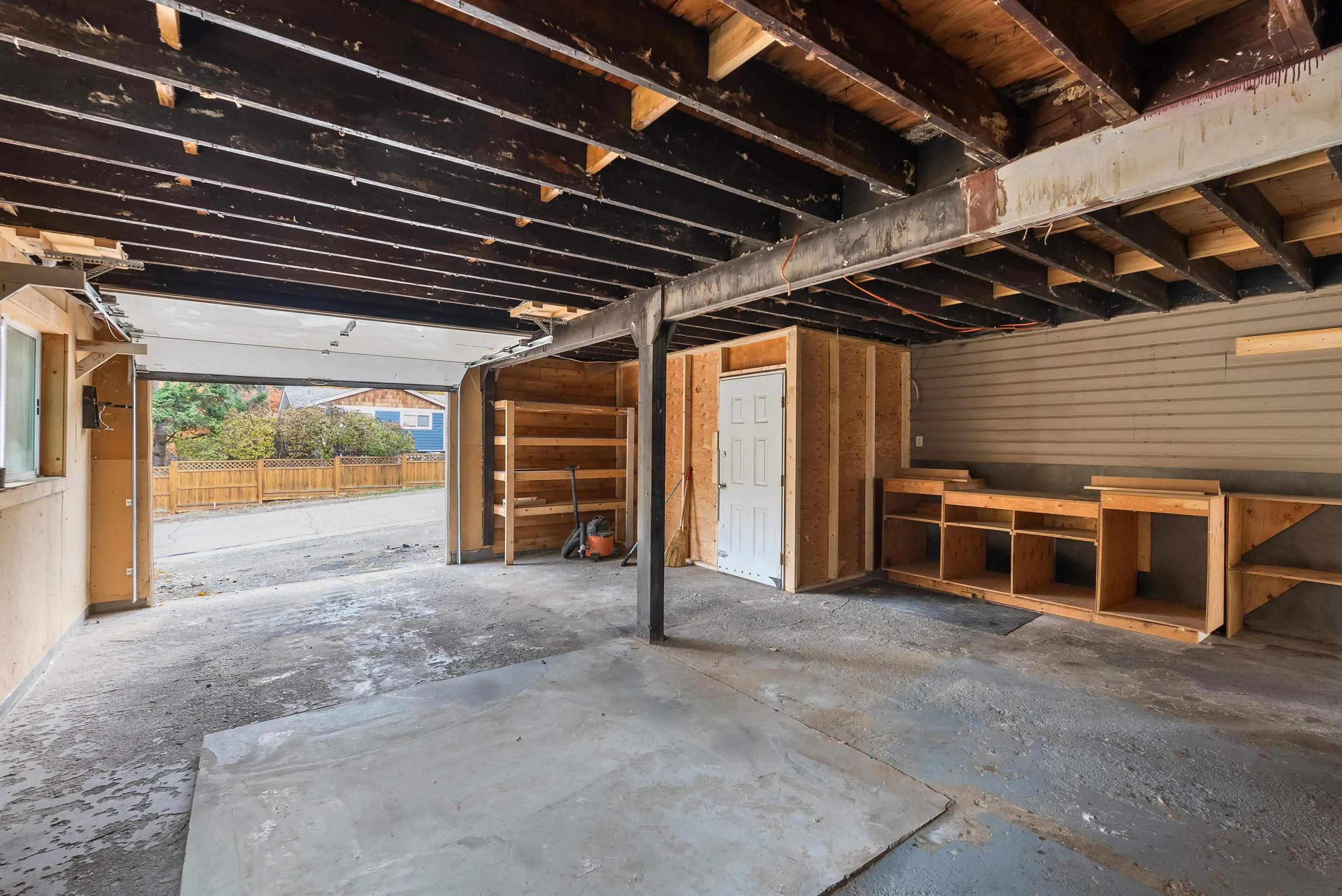 335 Nechiefman Street