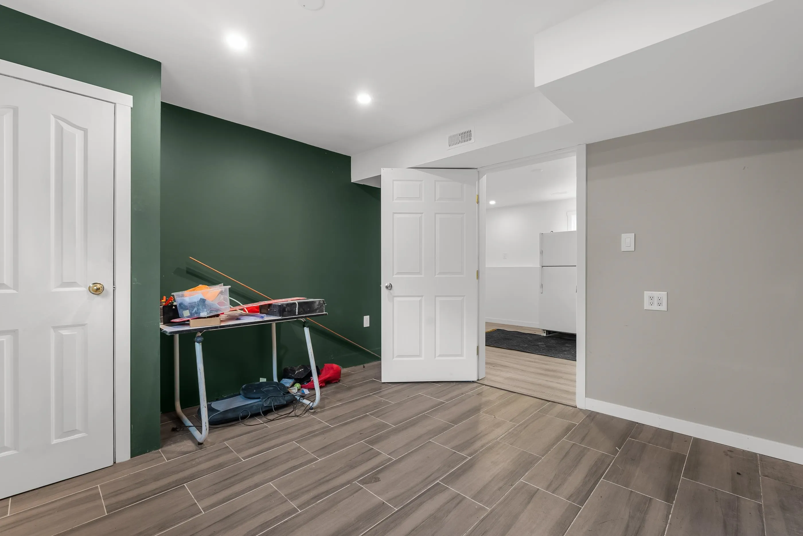 335 Nechiefman Street