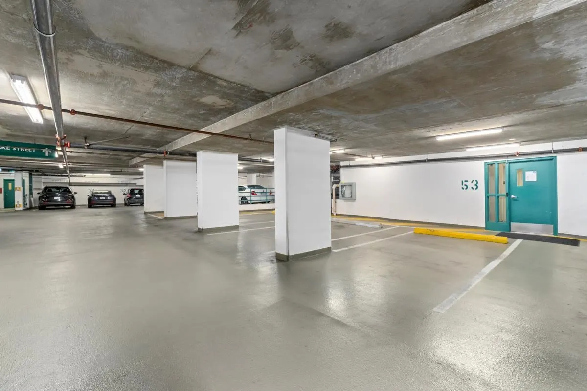 17E 139 Drake Street