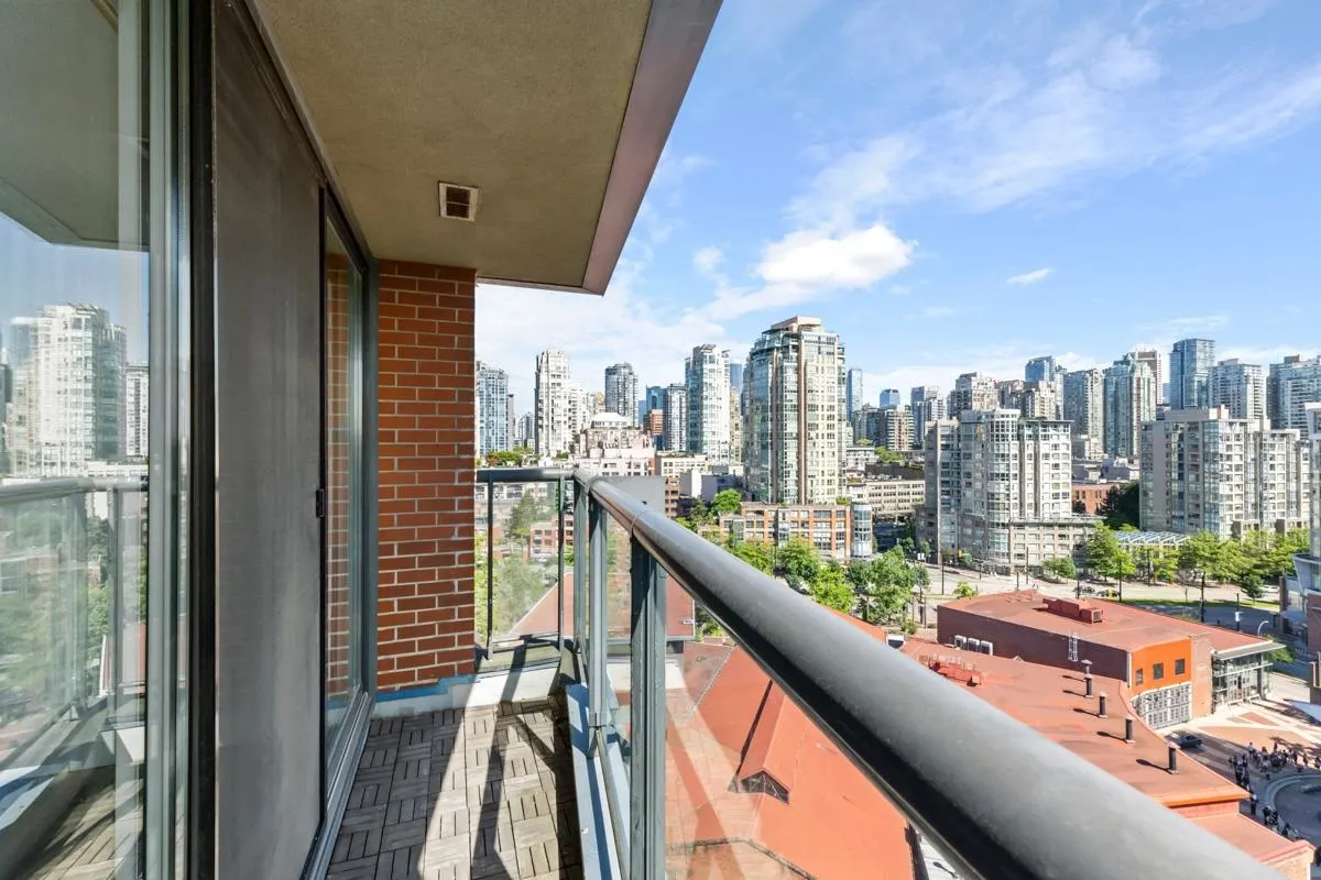 17E 139 Drake Street