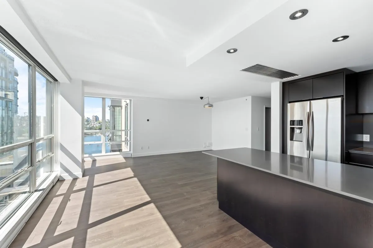 17E 139 Drake Street