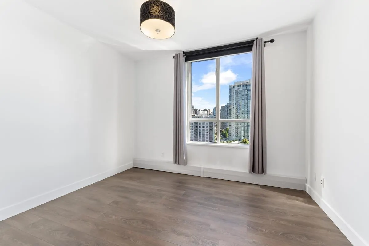 17E 139 Drake Street