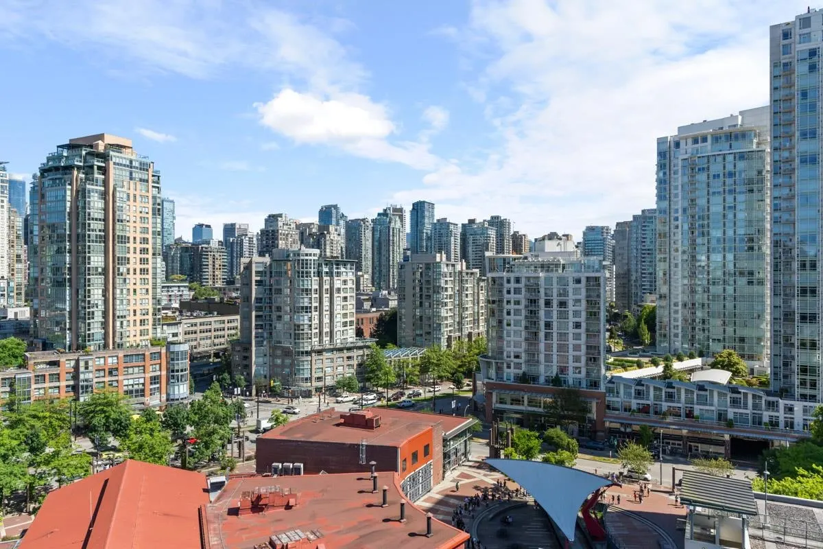 17E 139 Drake Street