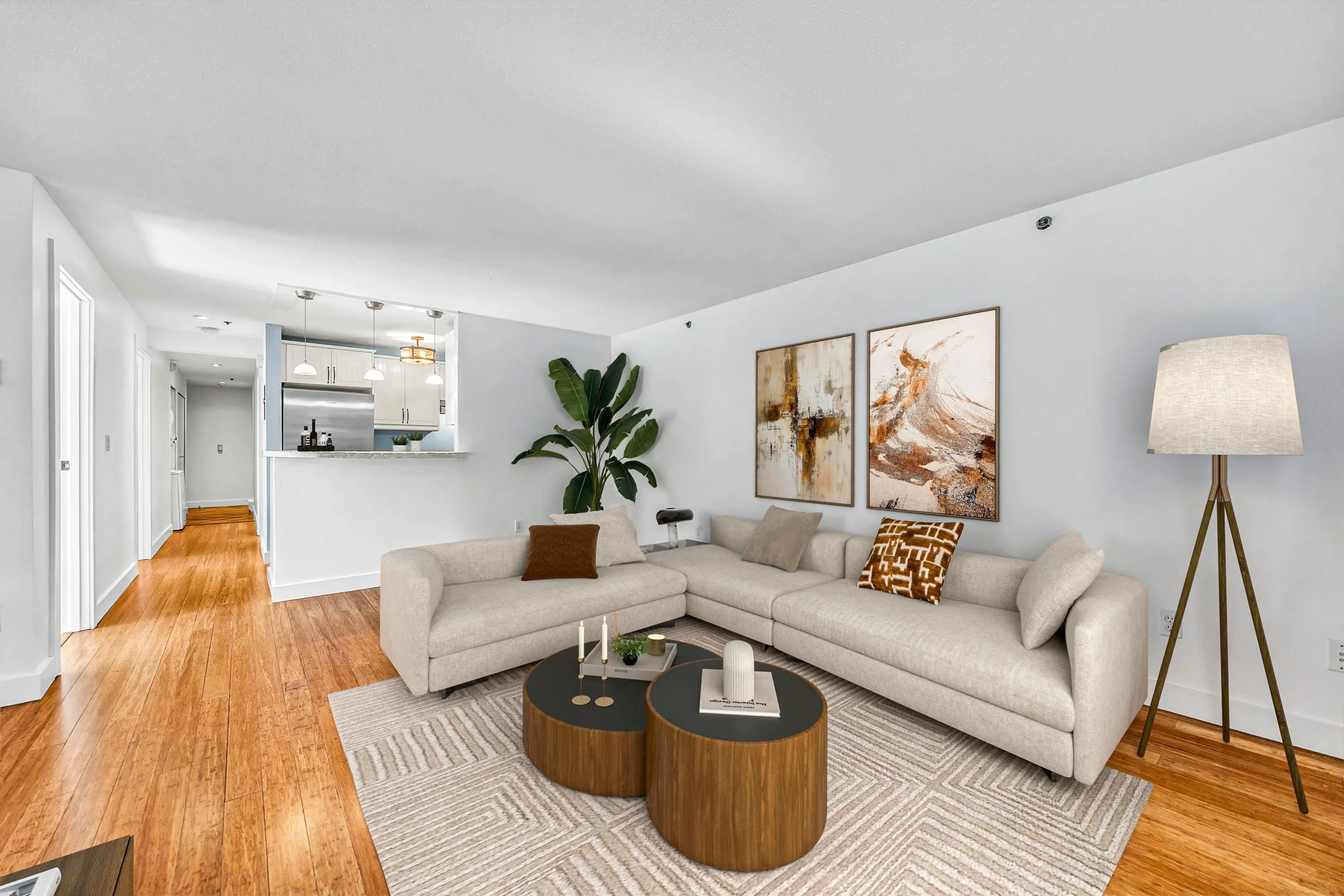 28 1345 W 4th Avenue