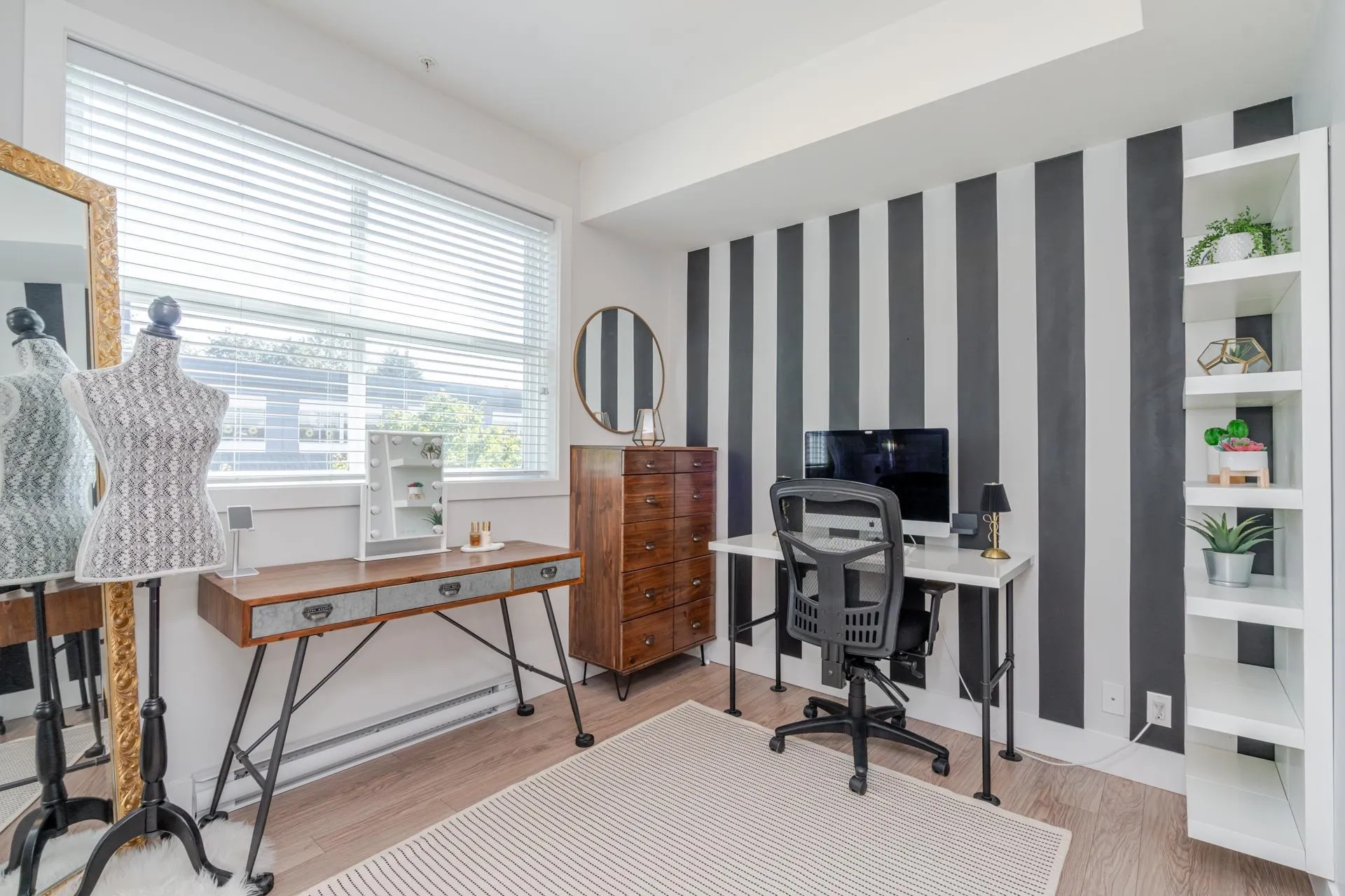 105 15956 86a Avenue