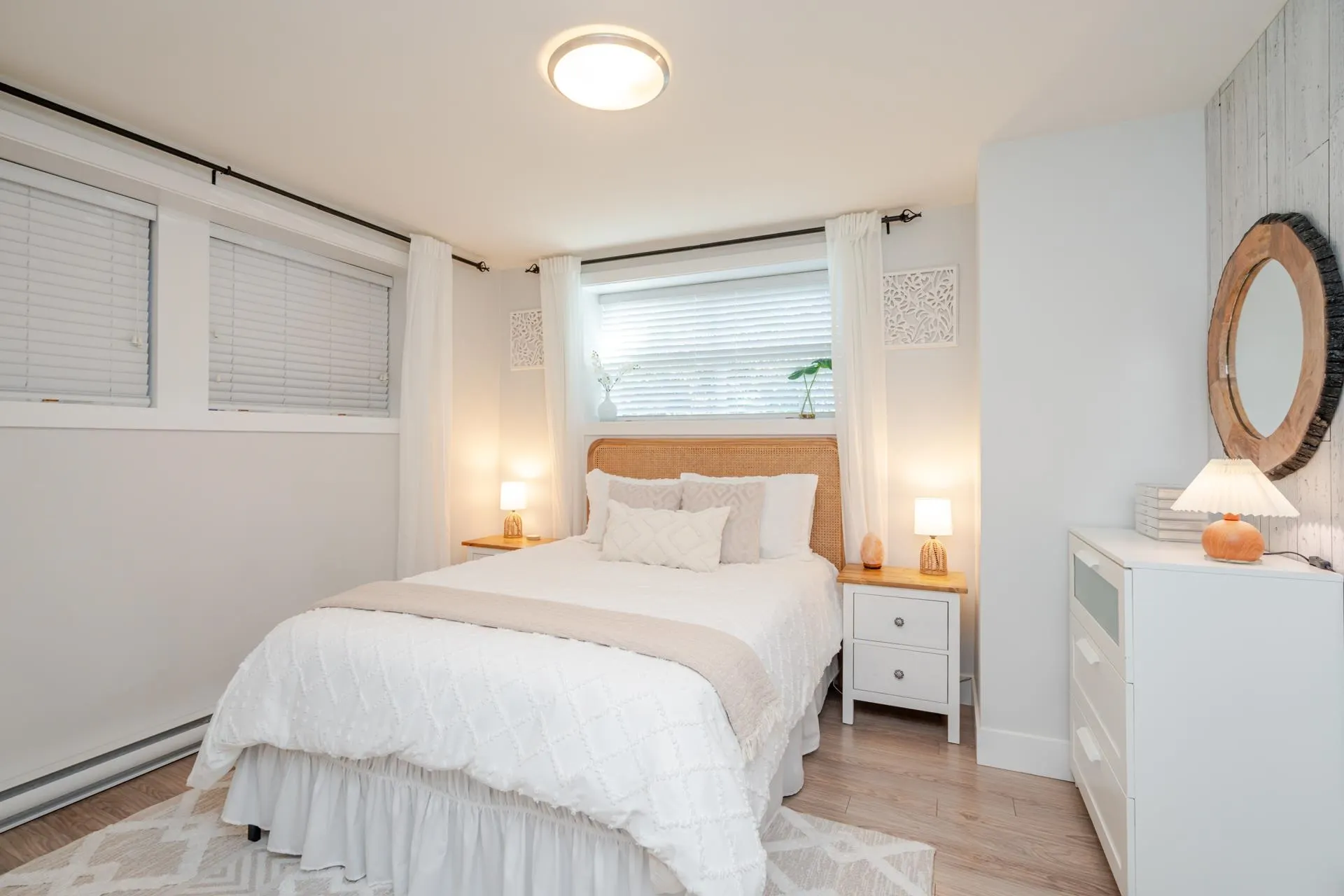 105 15956 86a Avenue