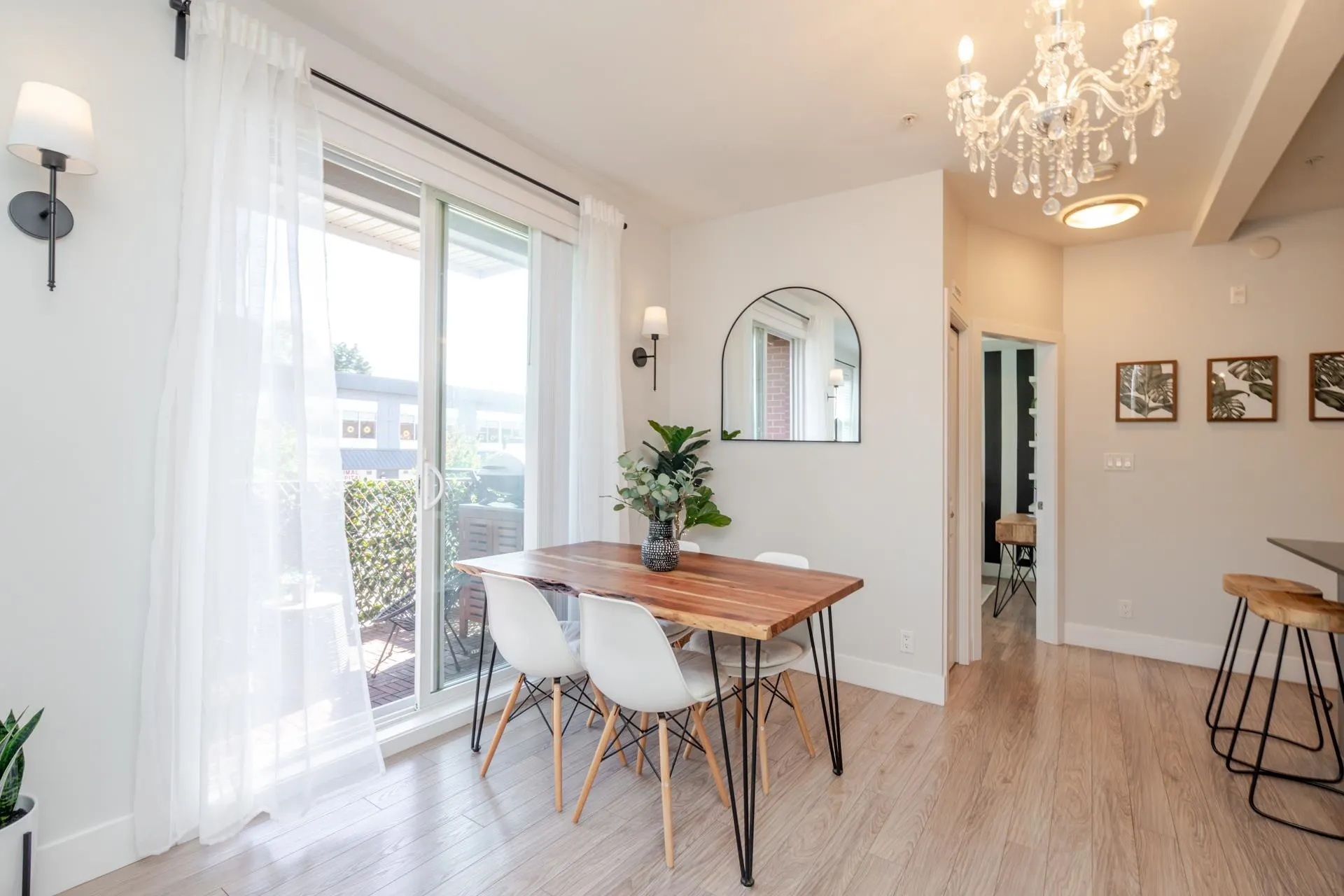 105 15956 86a Avenue