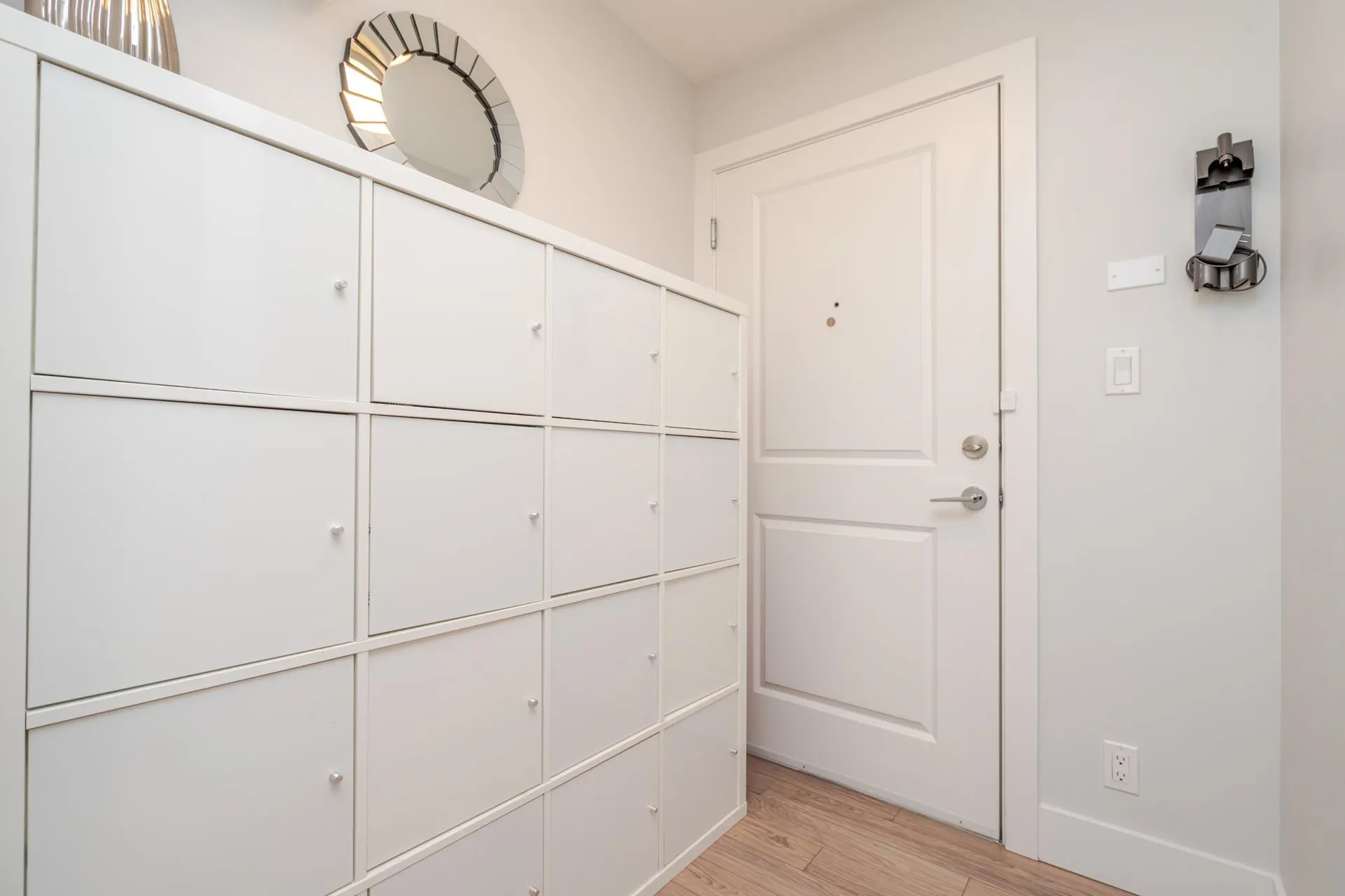 105 15956 86a Avenue