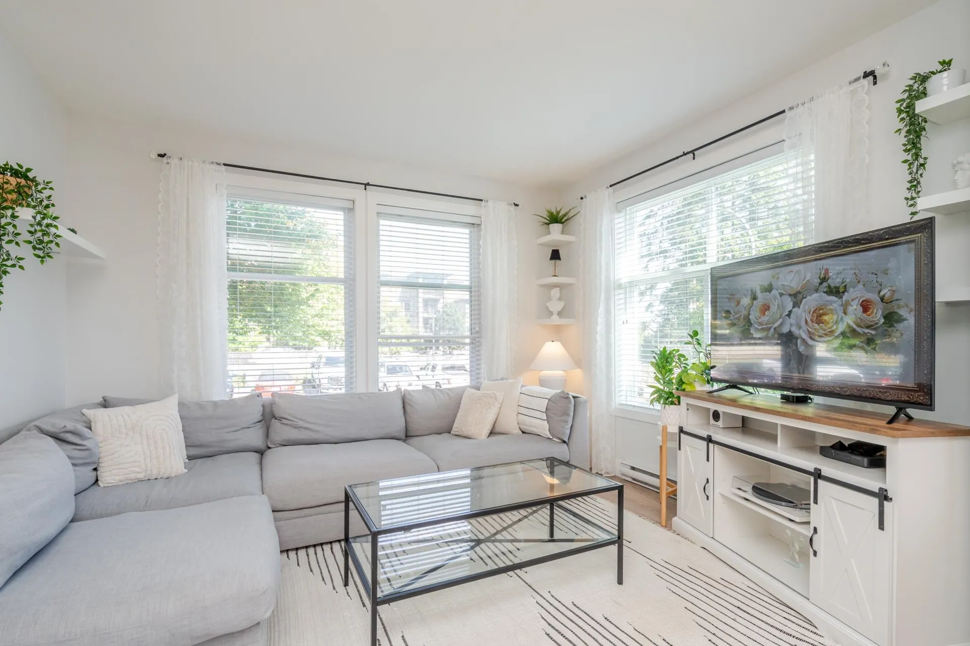 105 15956 86a Avenue