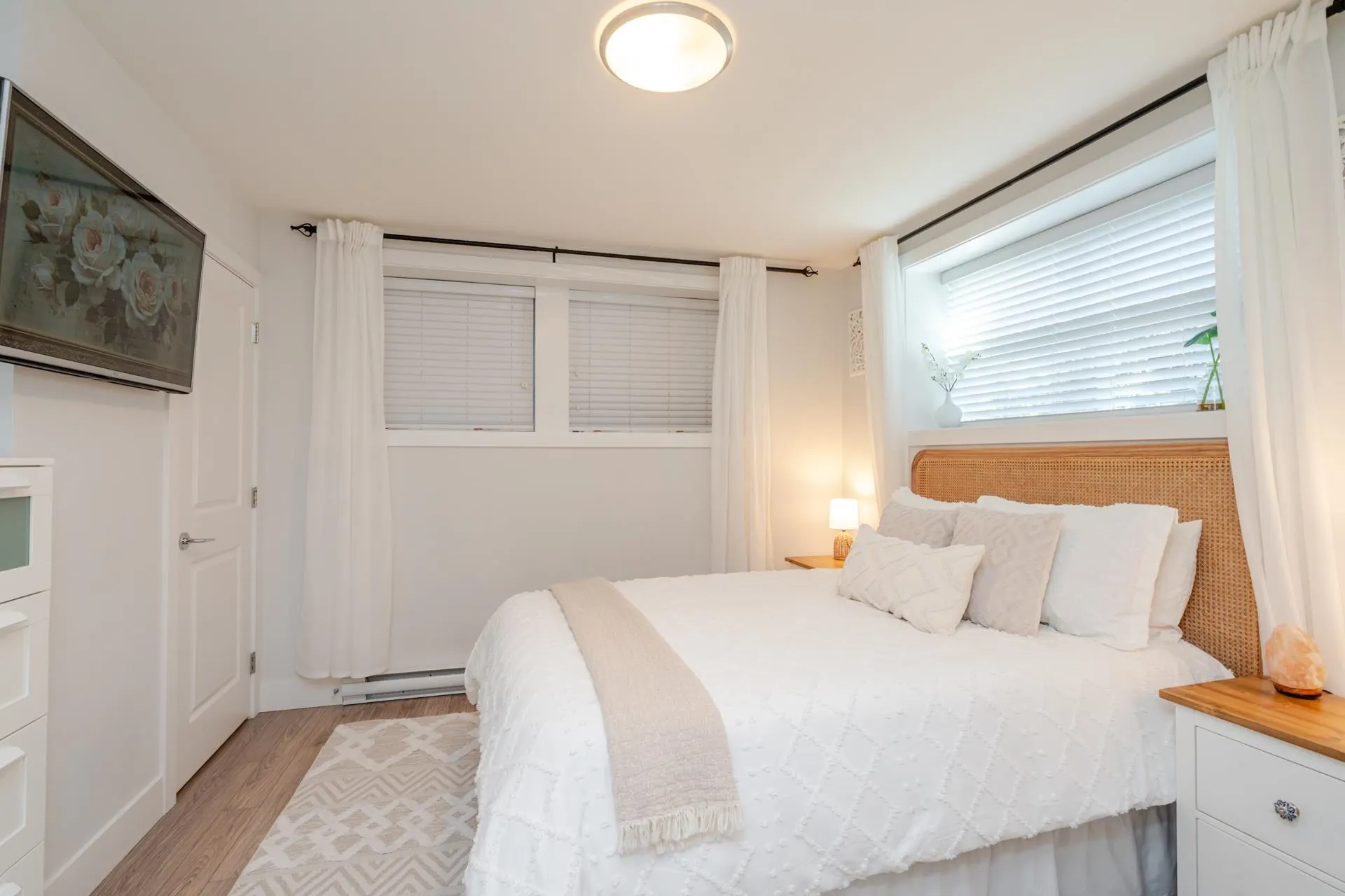 105 15956 86a Avenue