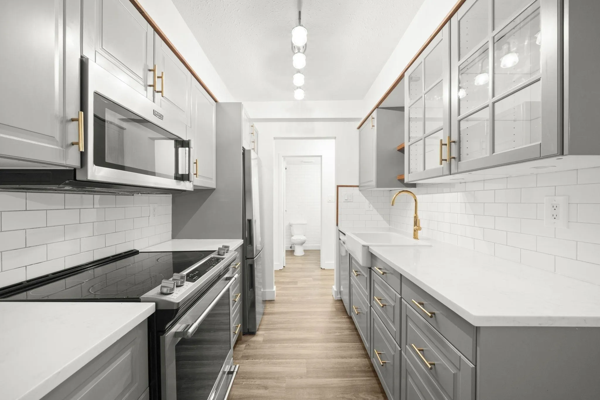 110 9847 Manchester Drive