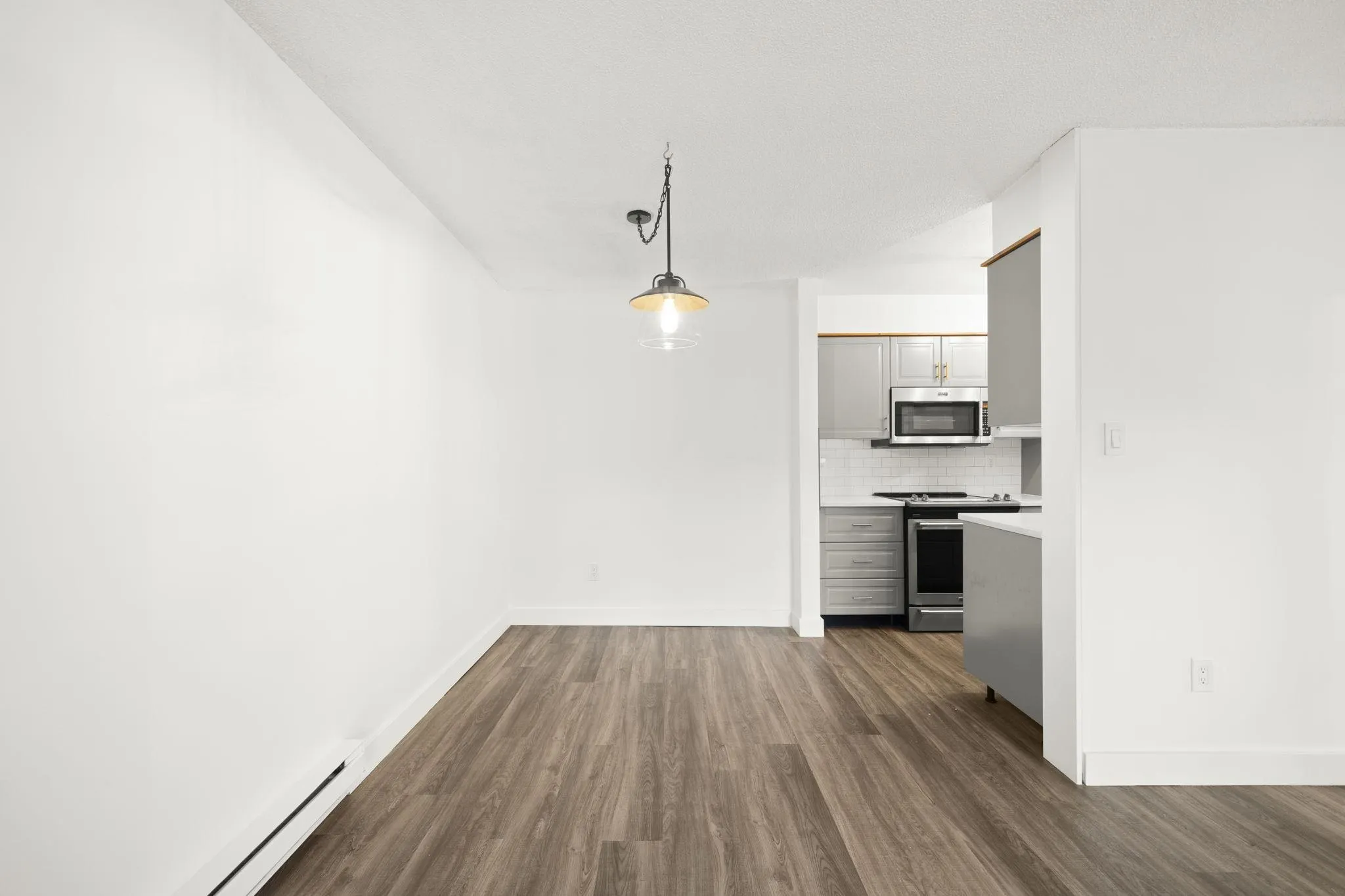 110 9847 Manchester Drive