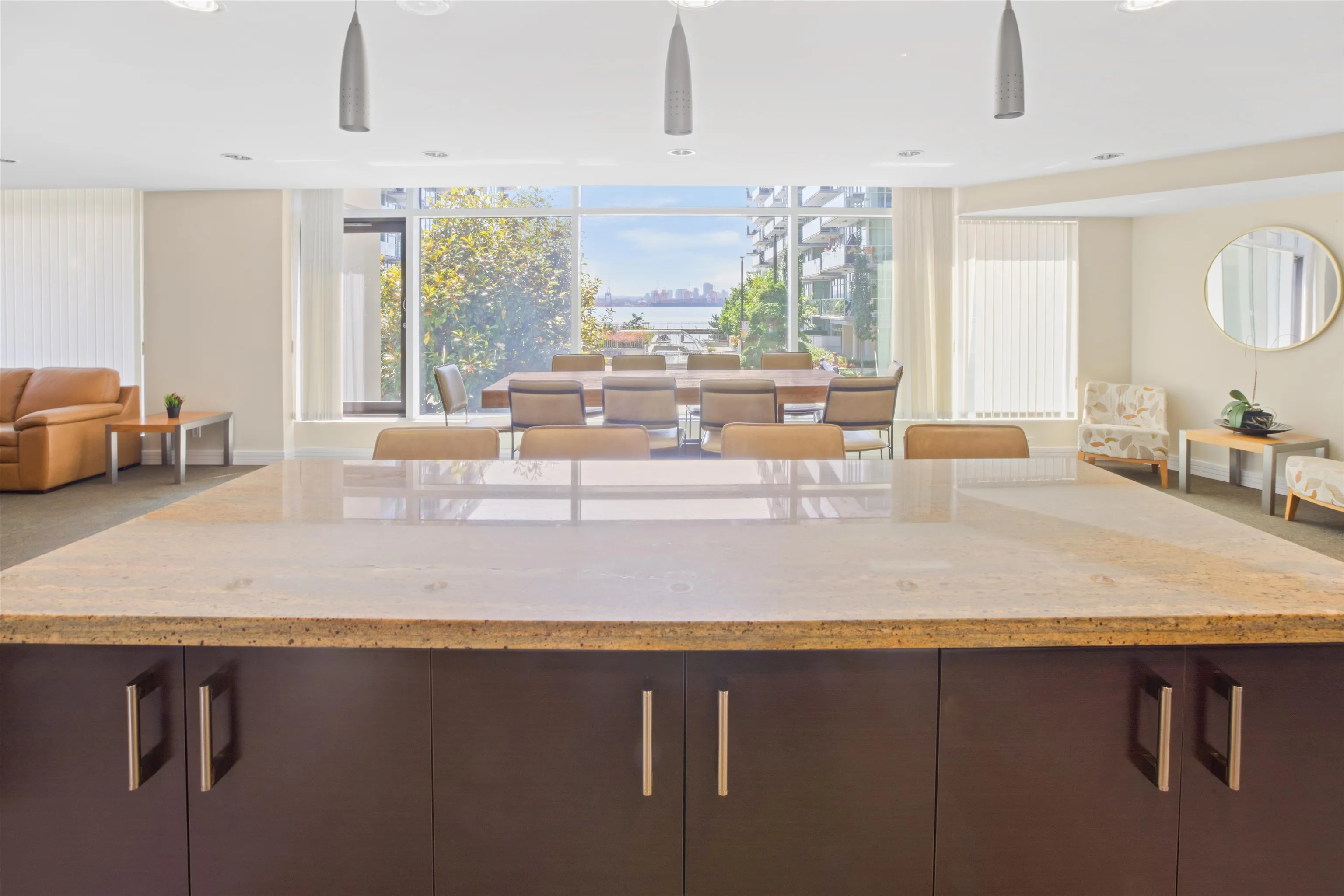 502 172 Victory Ship Way