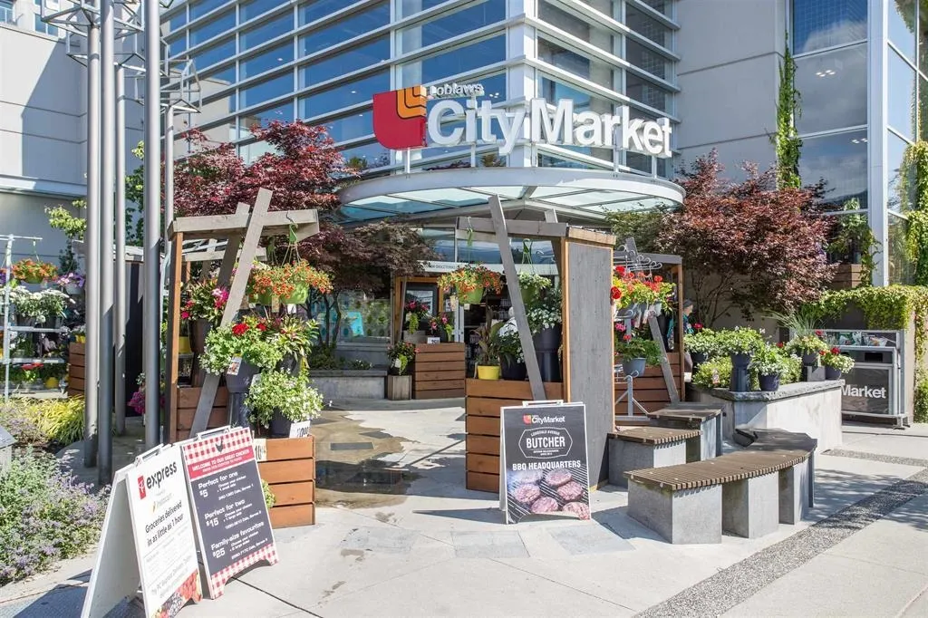 15 1450 Chesterfield Avenue