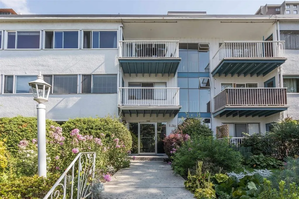 15 1450 Chesterfield Avenue