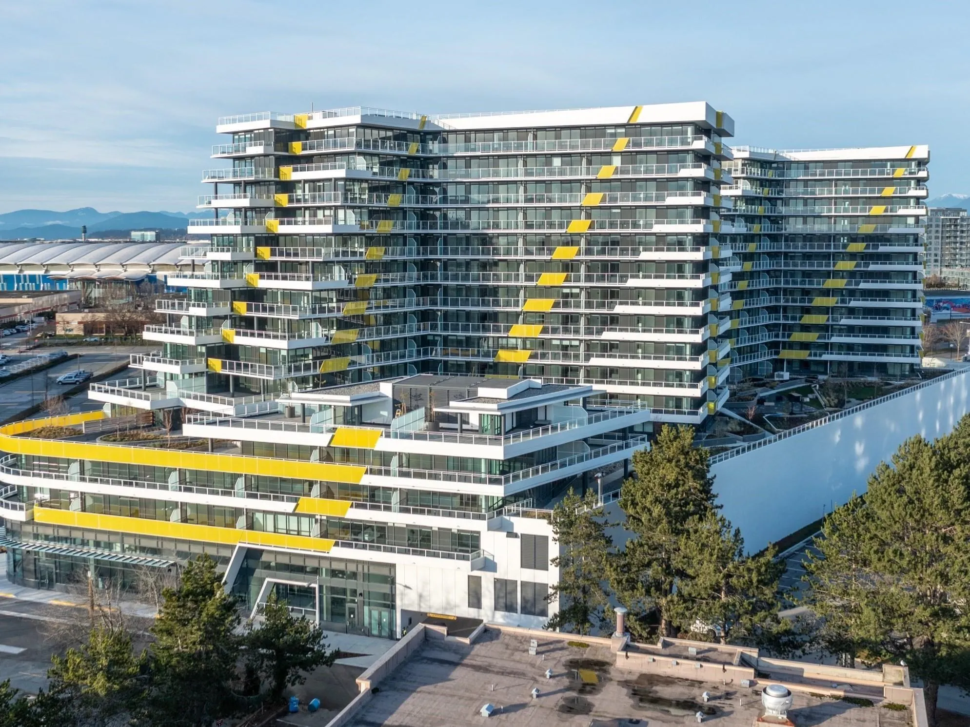 523 5766 Gilbert Road