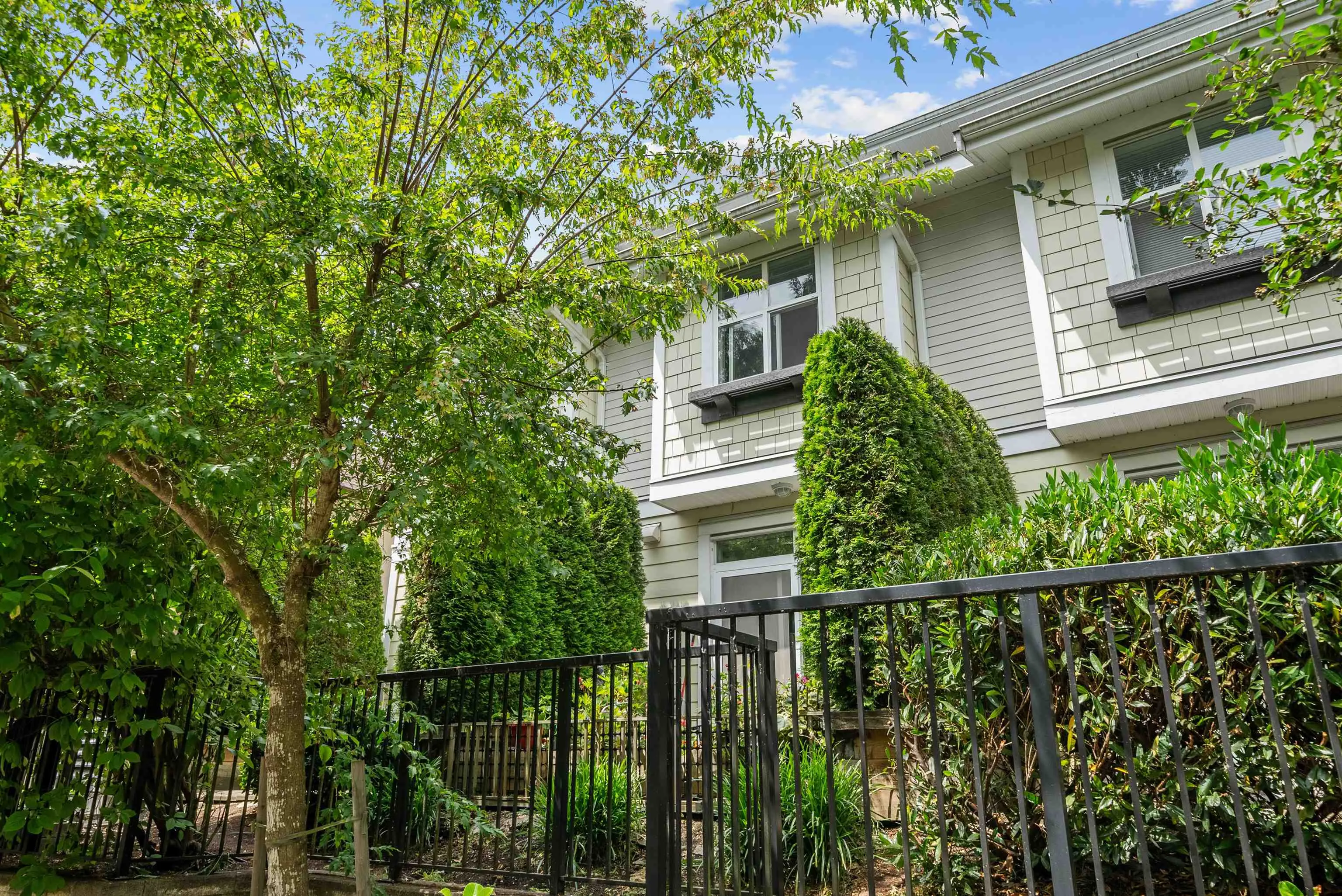 119 7250 18th Avenue