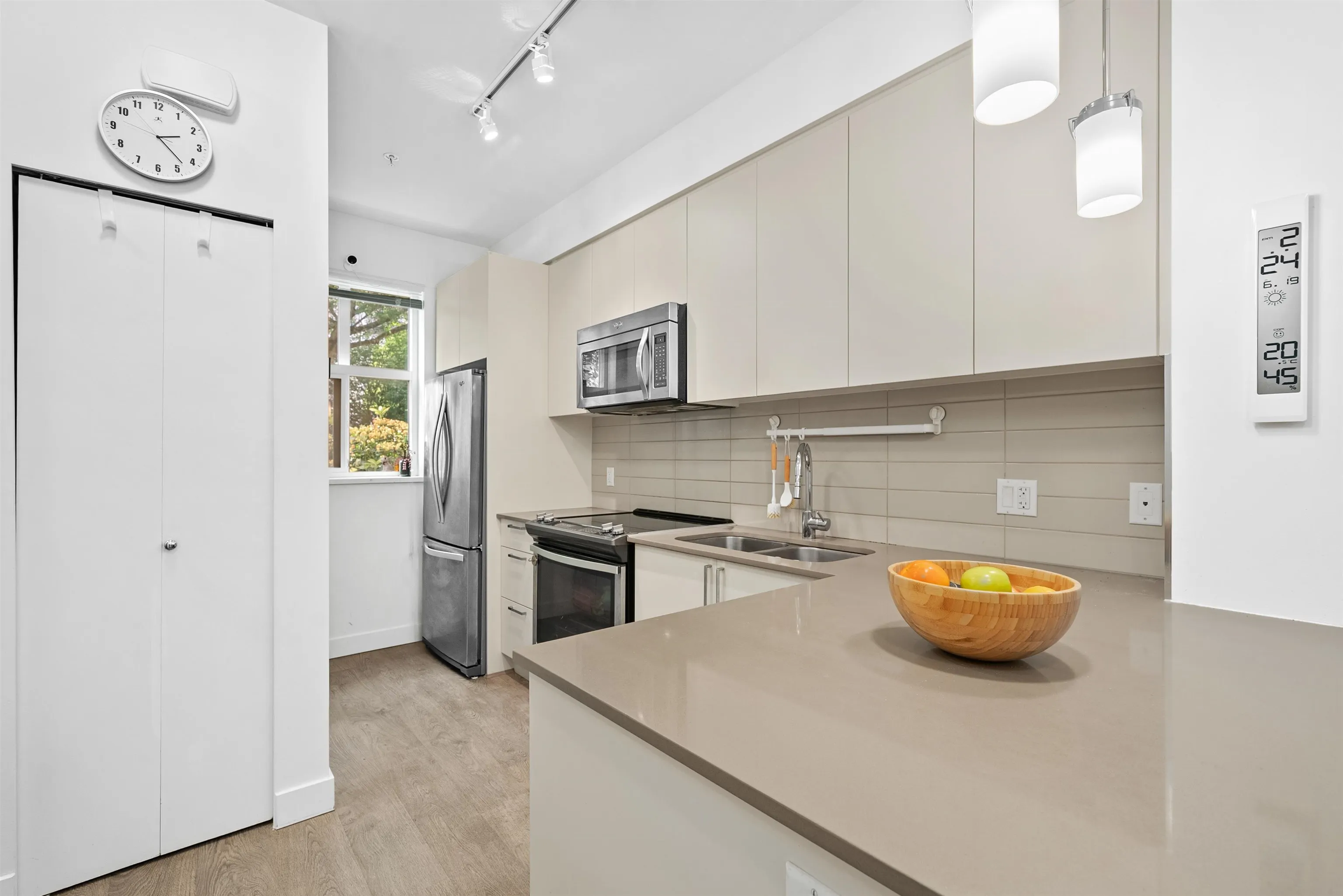 119 7250 18th Avenue