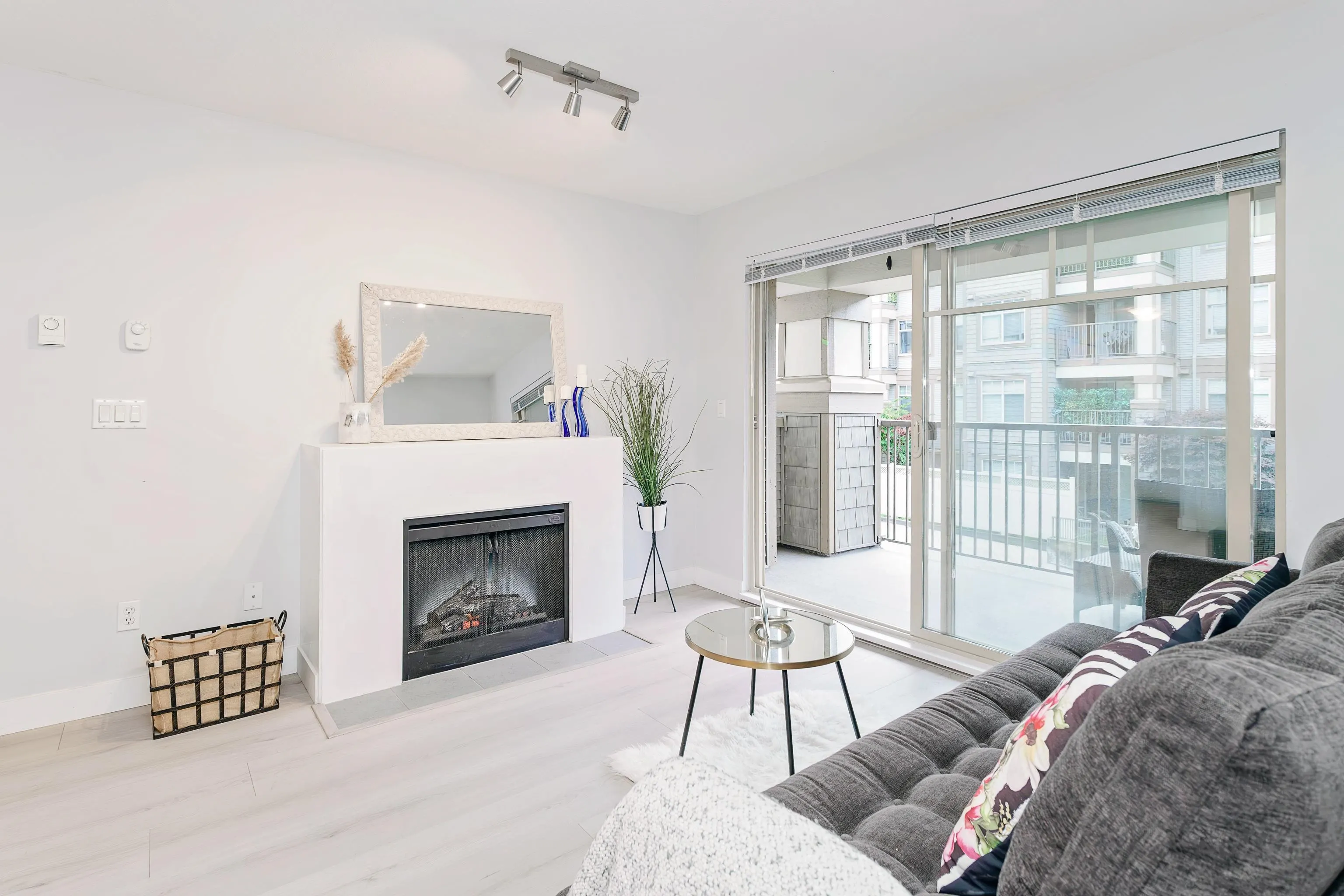 208 12248 224 Street