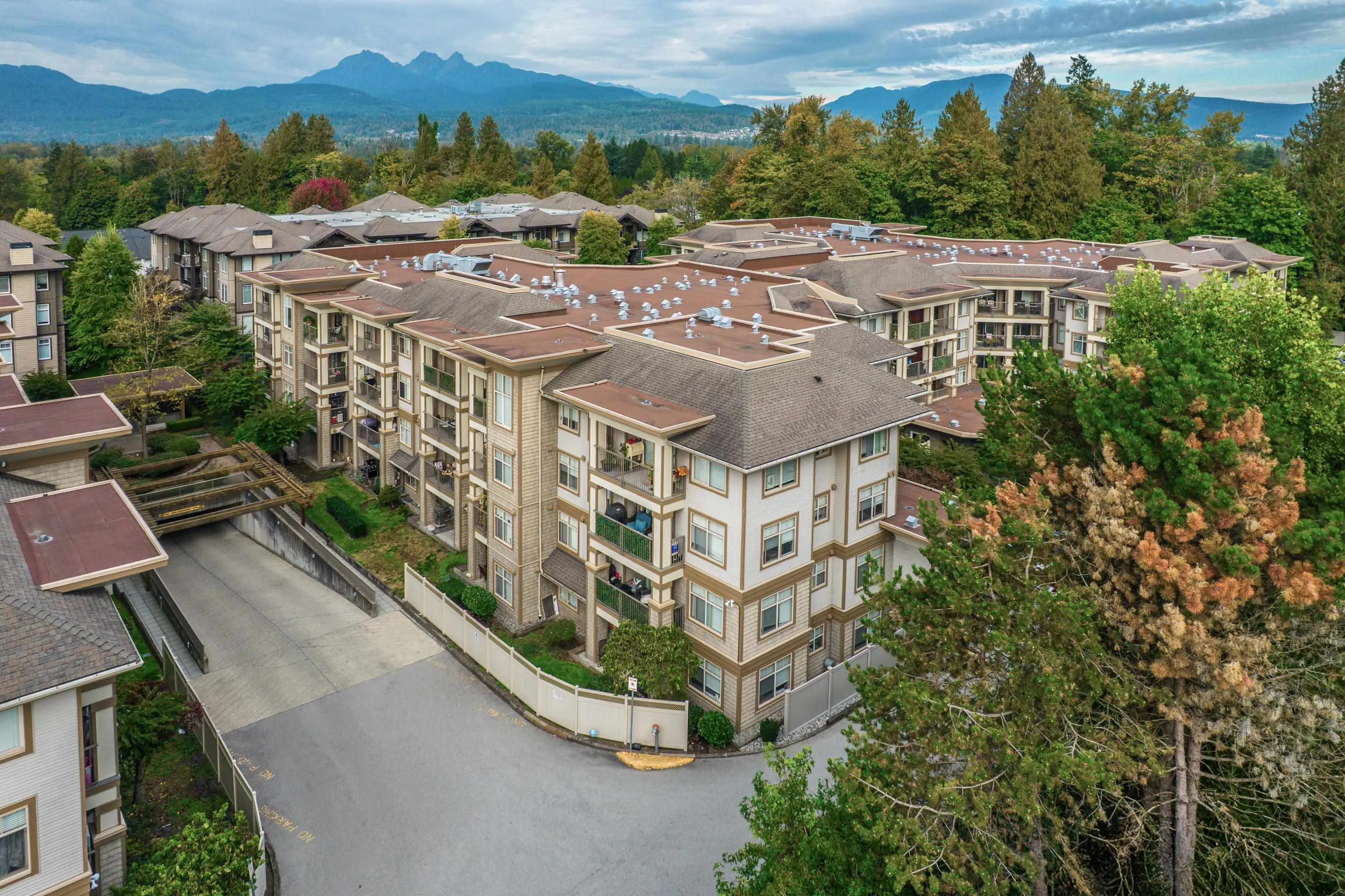 208 12248 224 Street