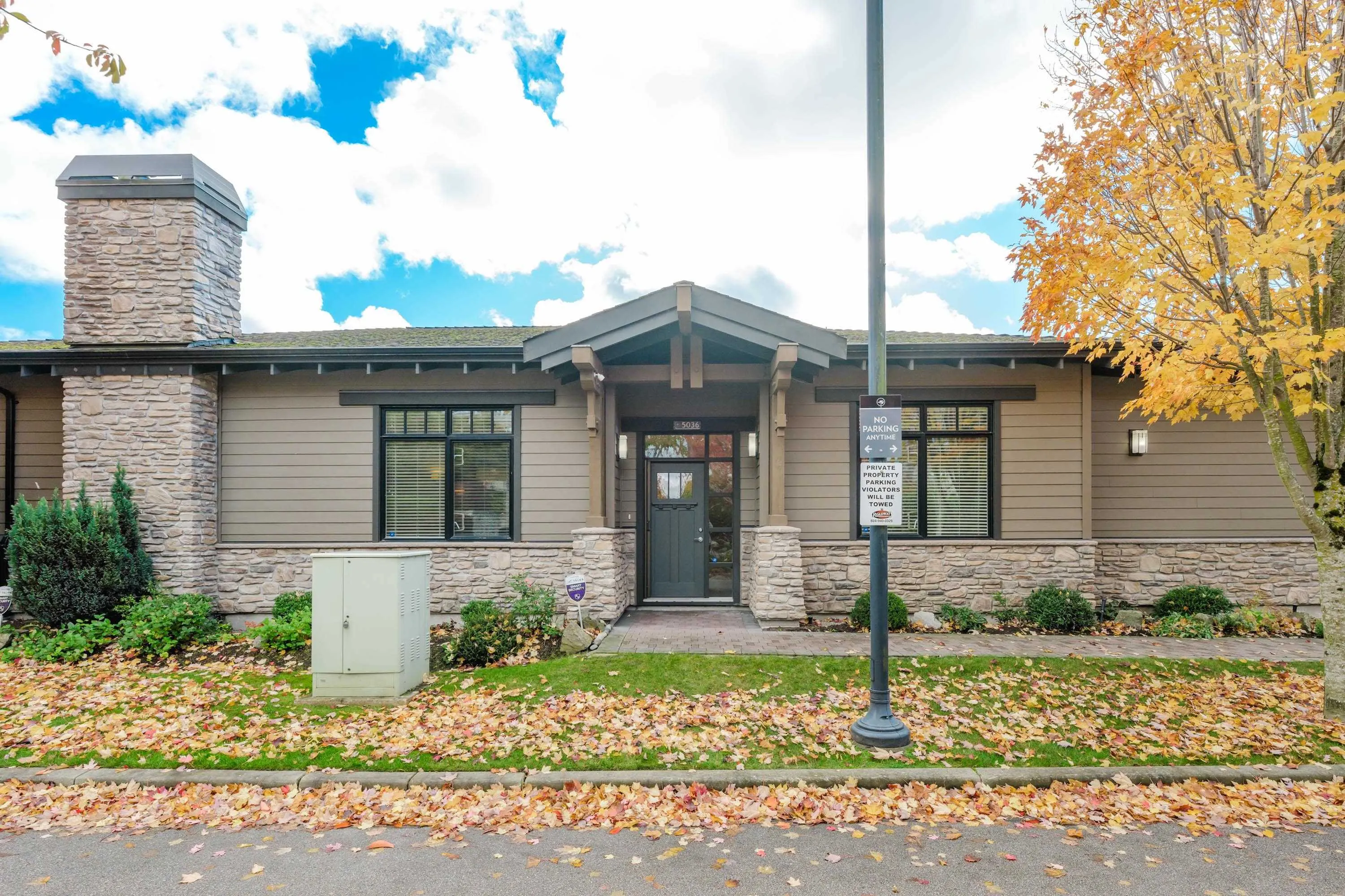 5036 Springs Boulevard