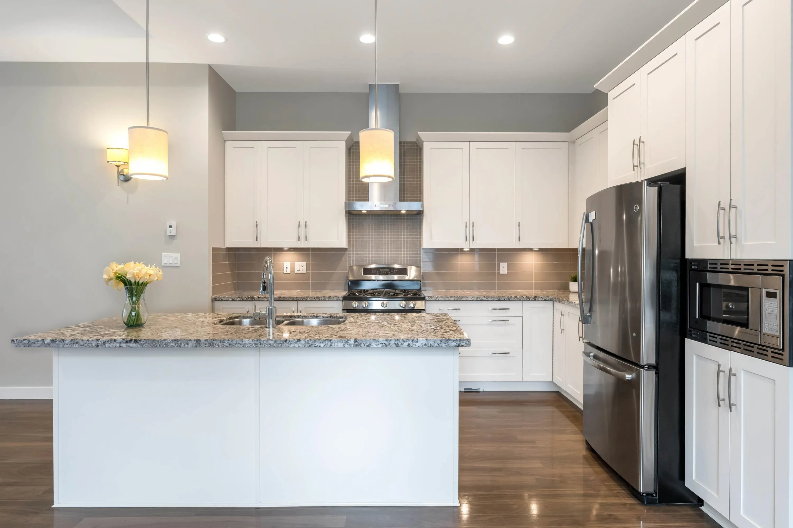 5036 Springs Boulevard