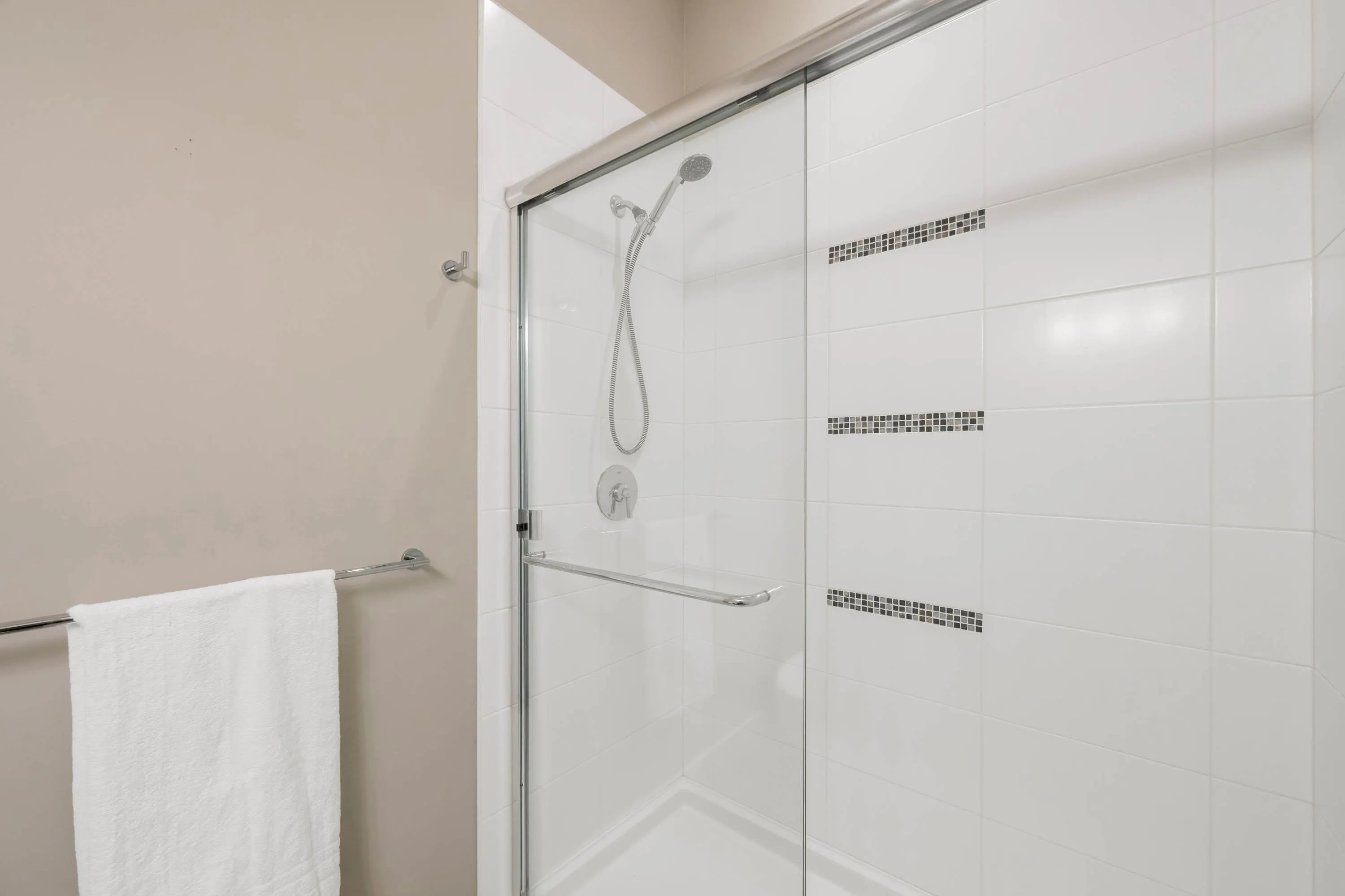 5036 Springs Boulevard