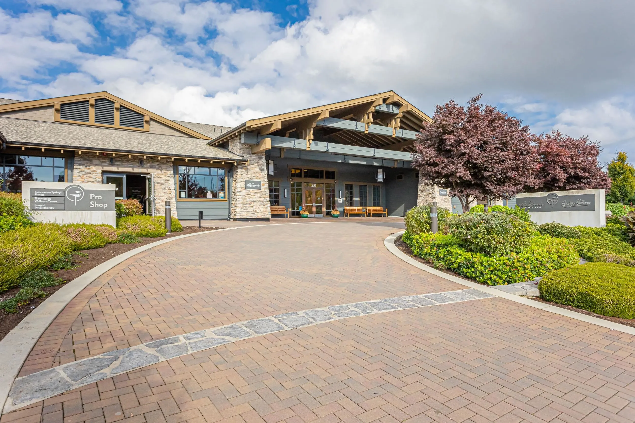 5036 Springs Boulevard