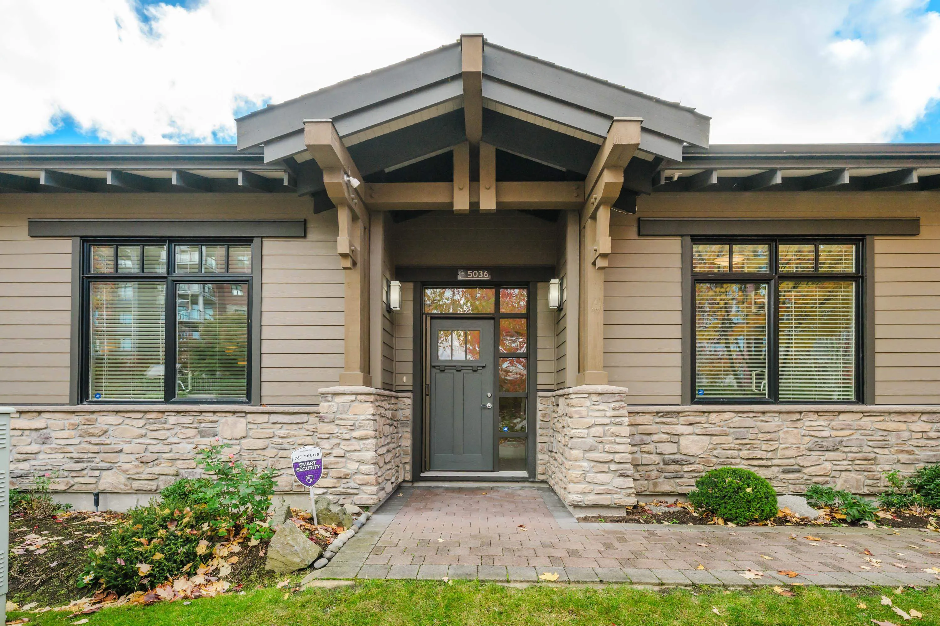 5036 Springs Boulevard