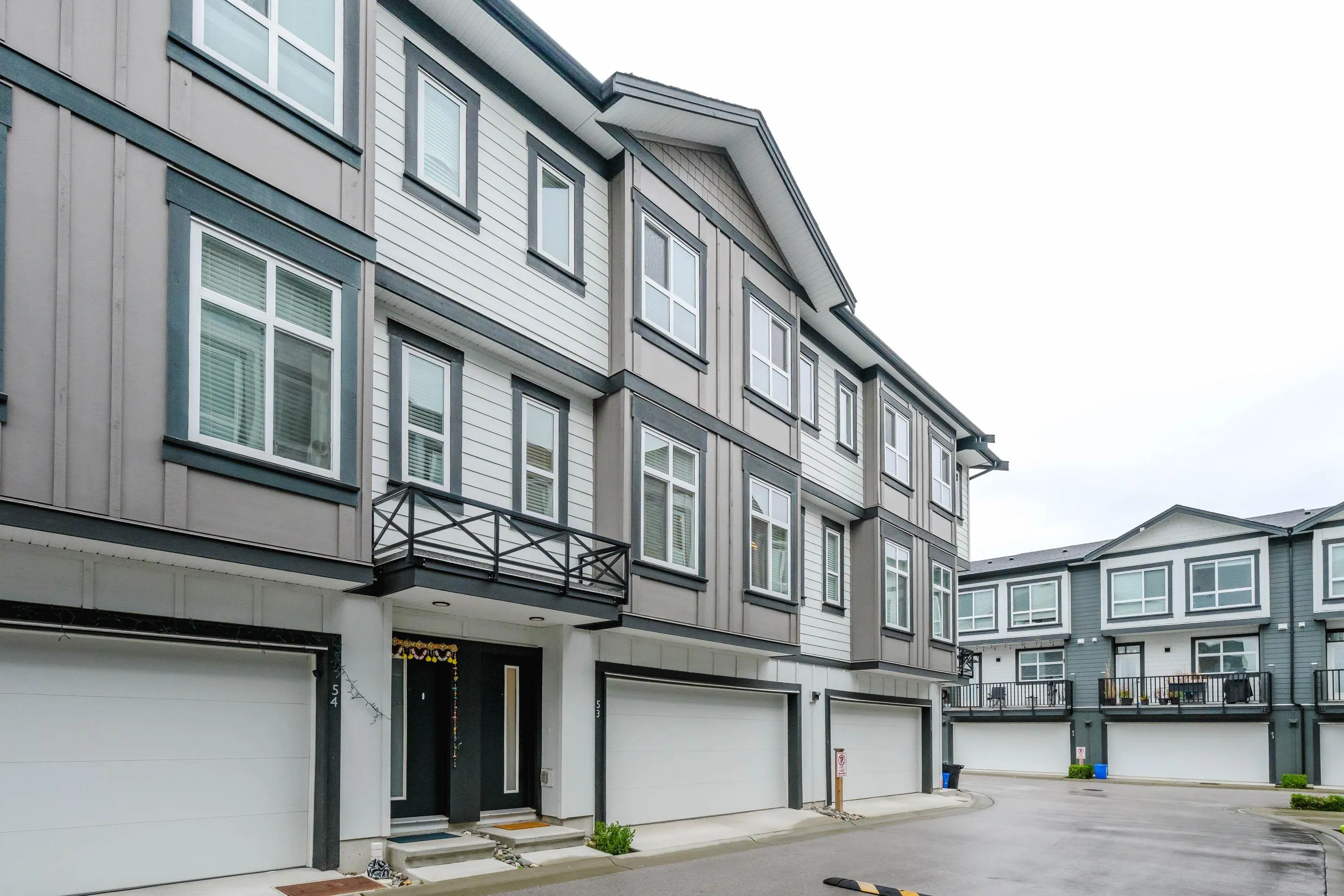 53 19255 Aloha Drive