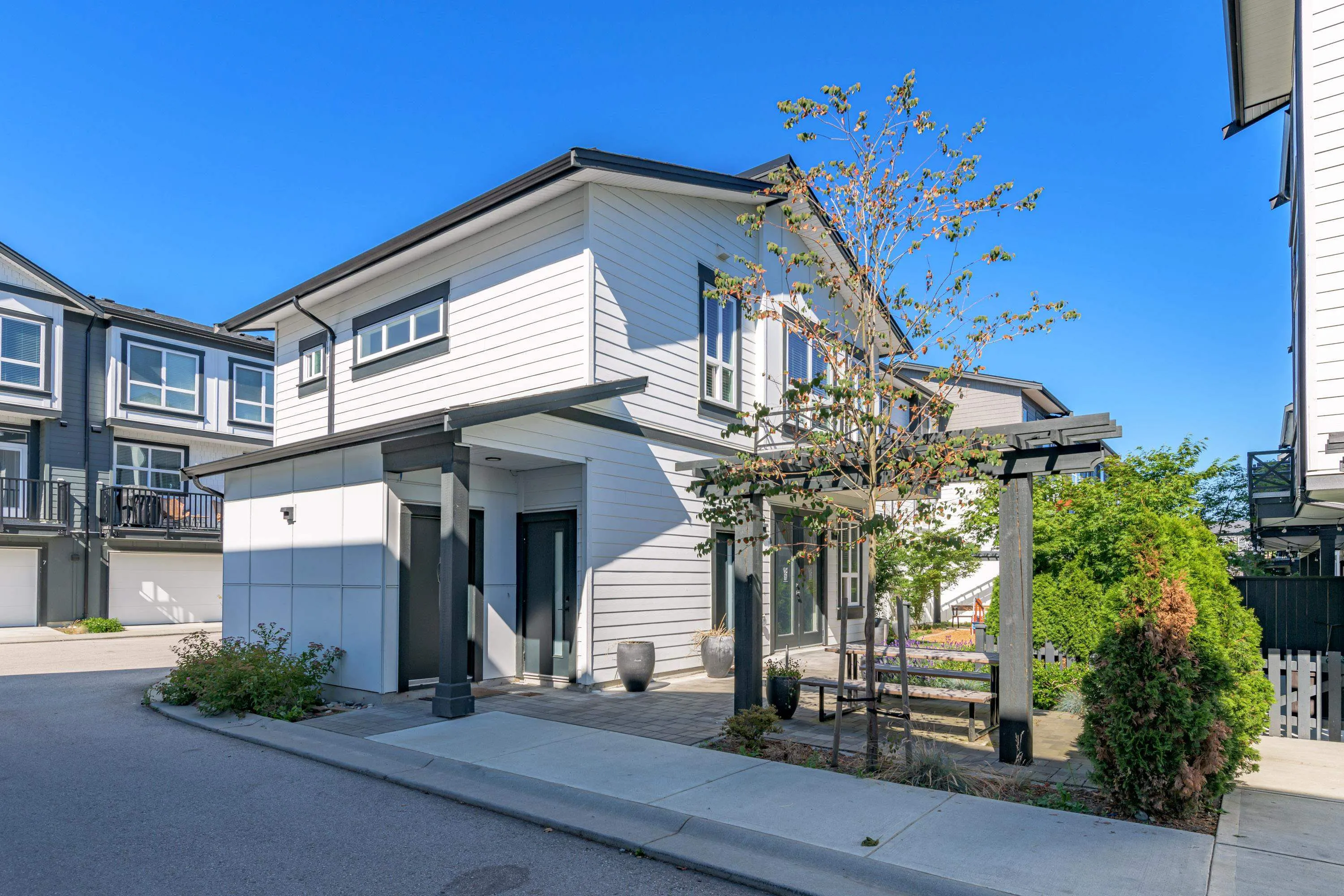 53 19255 Aloha Drive