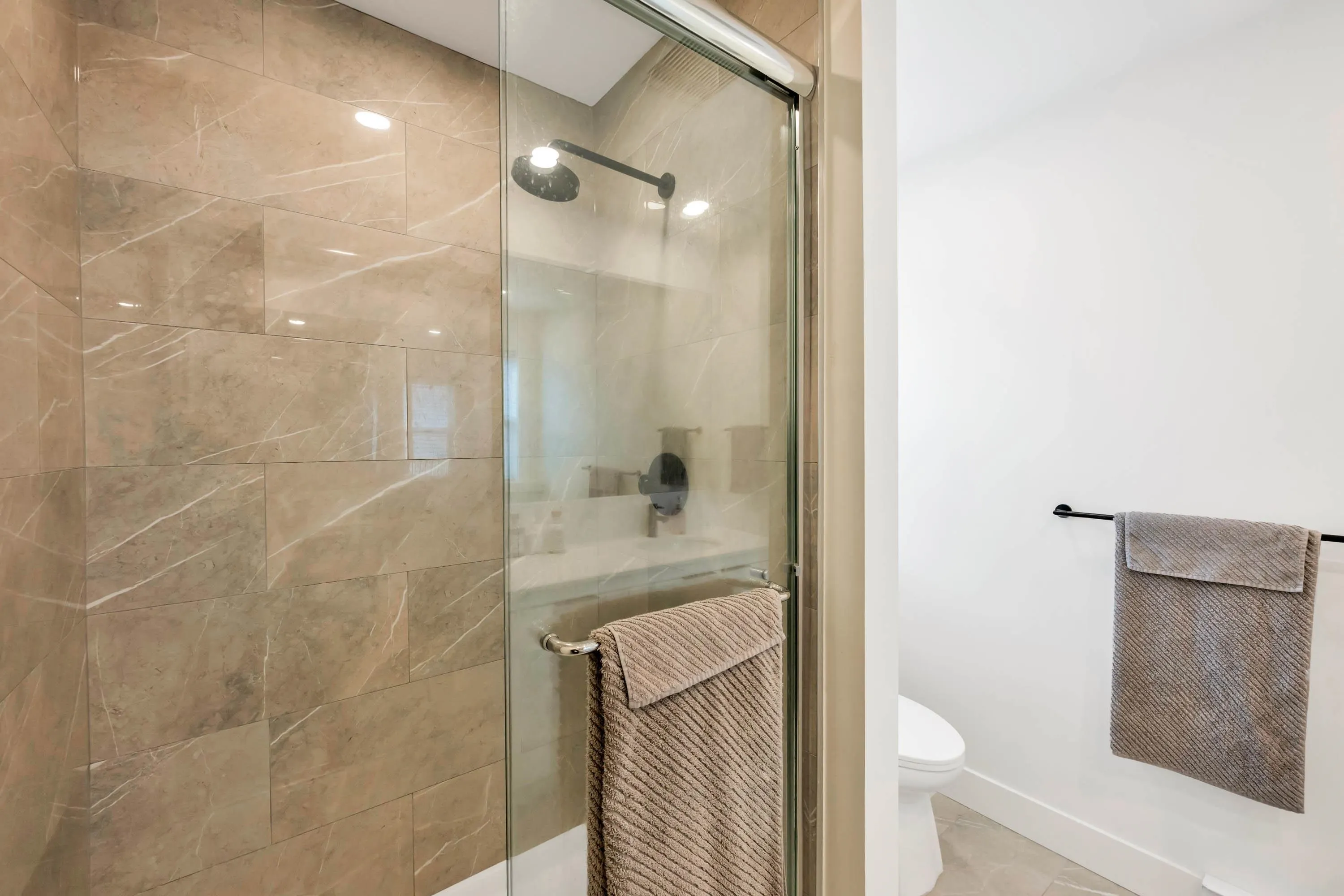 53 19255 Aloha Drive