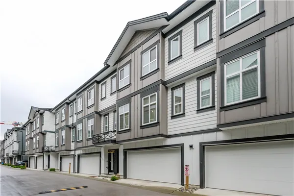 53 19255 Aloha Drive