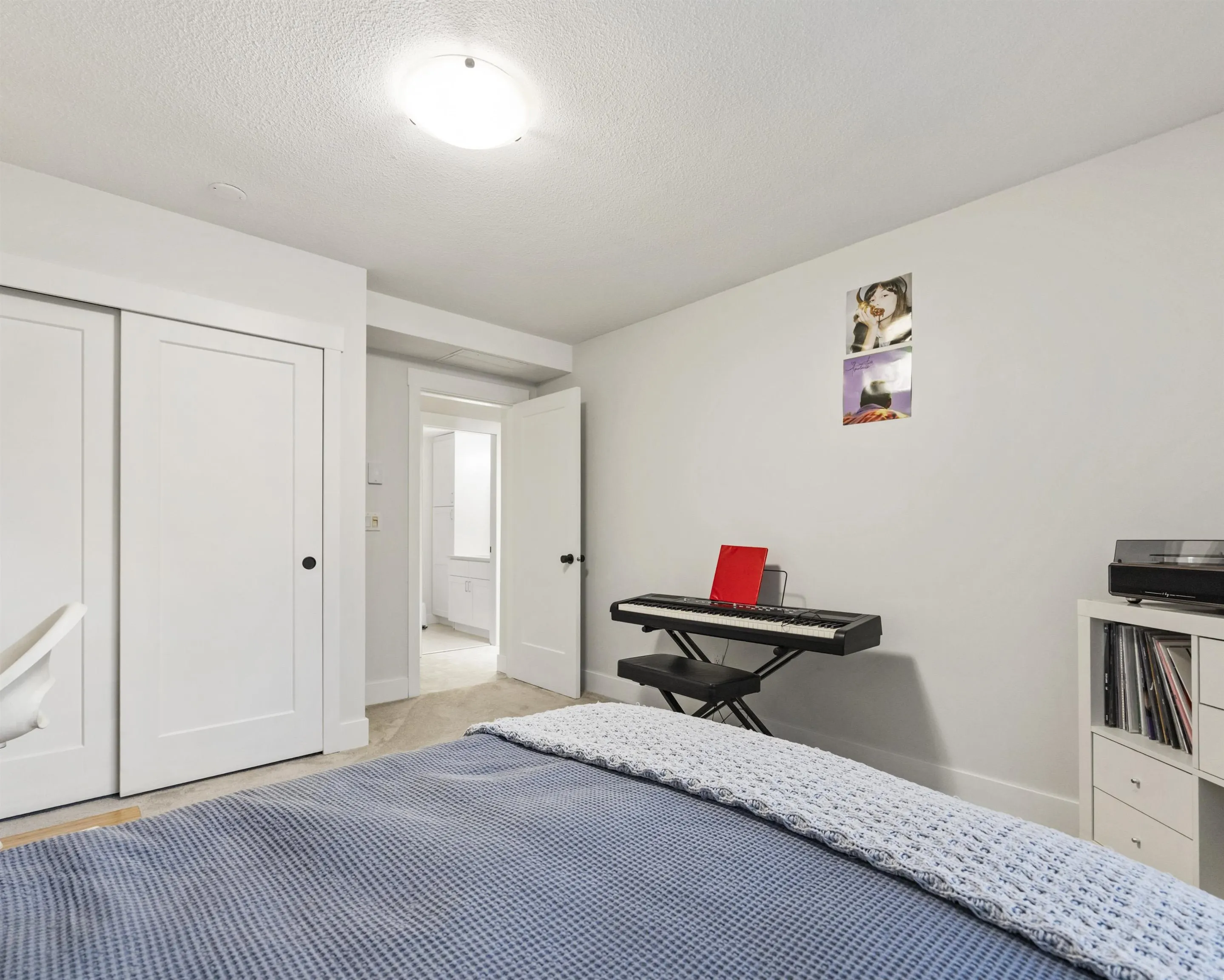 227 1215 Lansdowne Drive