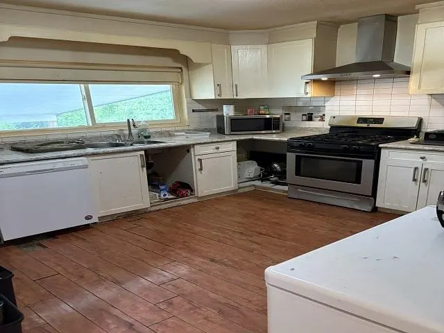 19753 Wildcrest Avenue