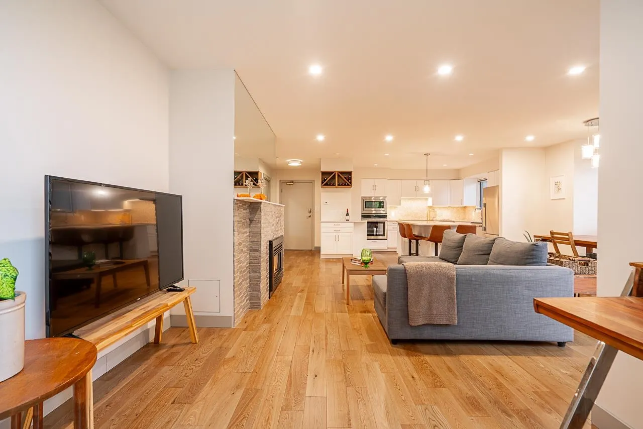 4 14085 Nico Wynd Place