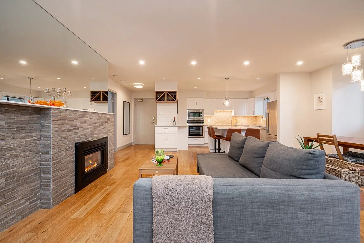 4 14085 Nico Wynd Place