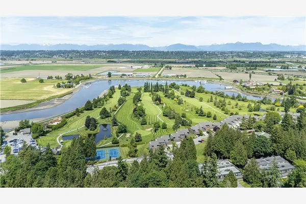 4 14085 Nico Wynd Place