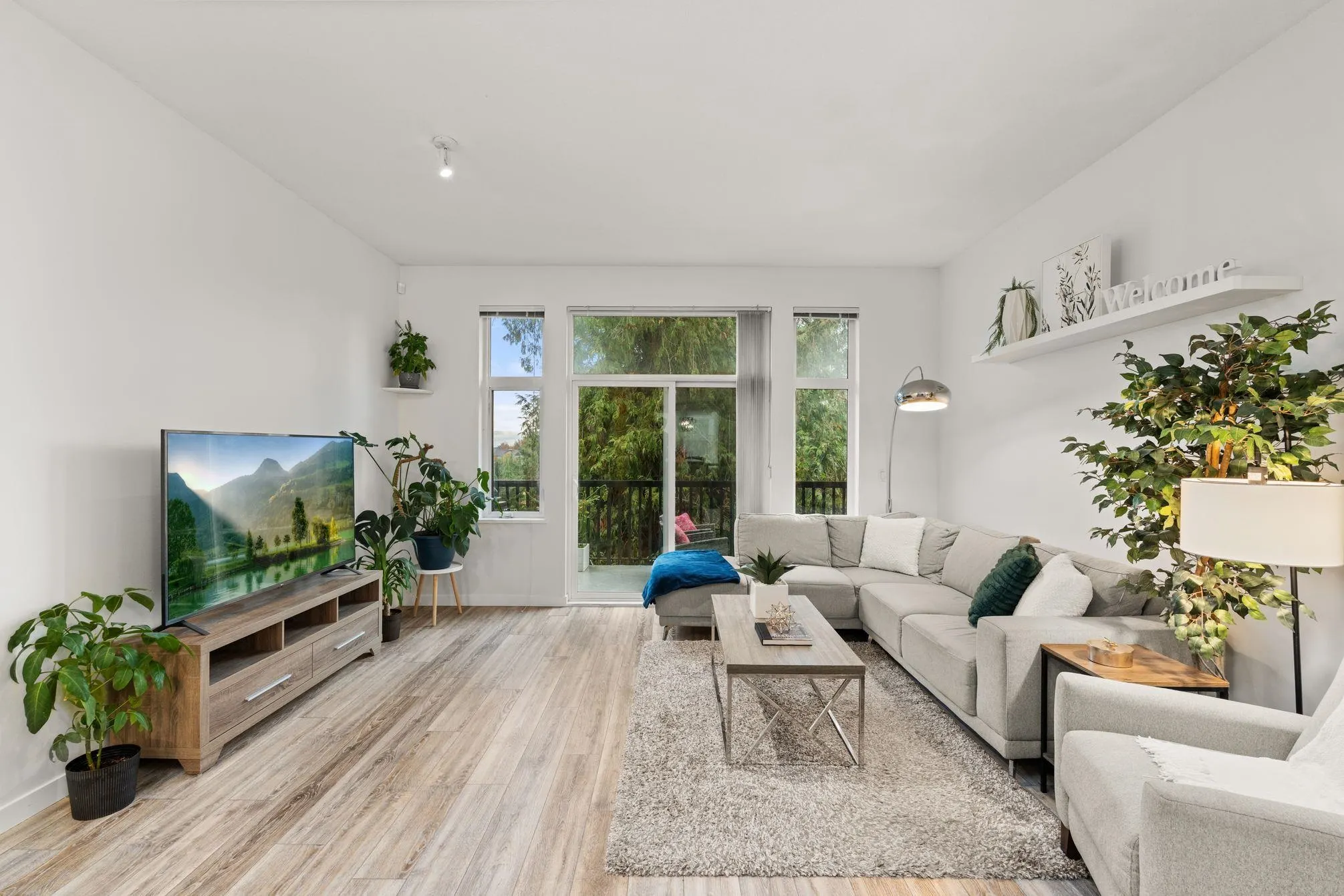 14 10415 Delsom Crescent