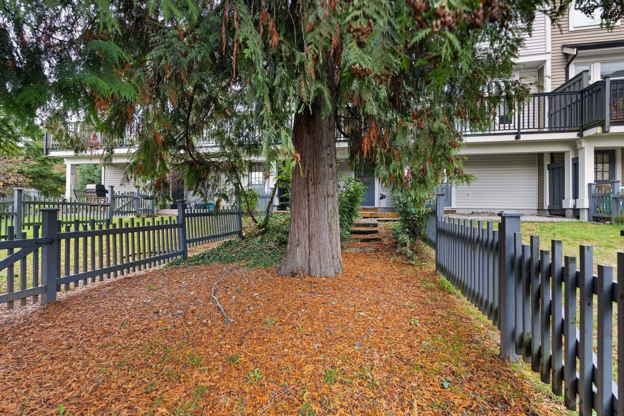 14 10415 Delsom Crescent